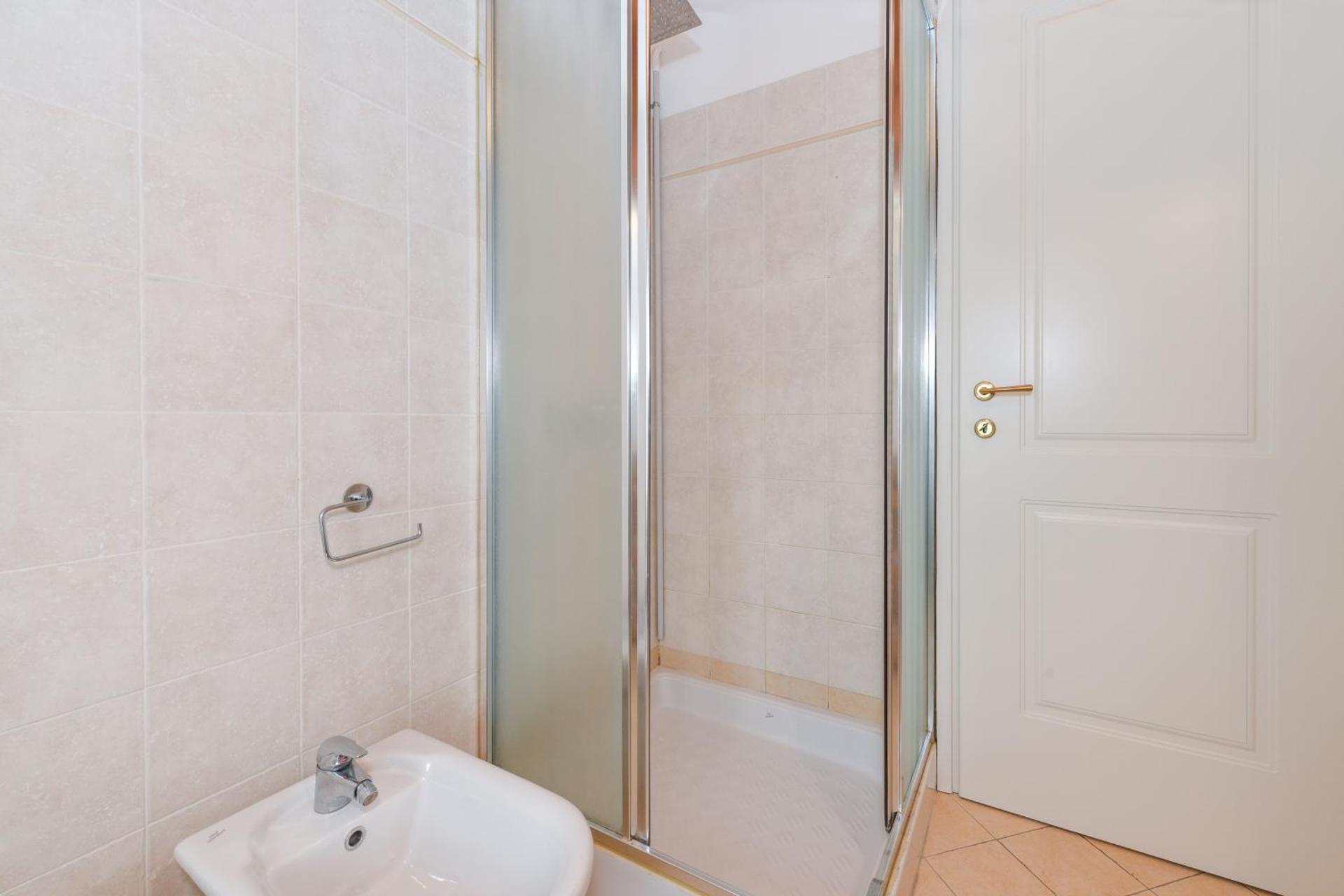Wendy Apartment- Twobedroom & Pool & ParkPrivateFree & Sports - Photo 30