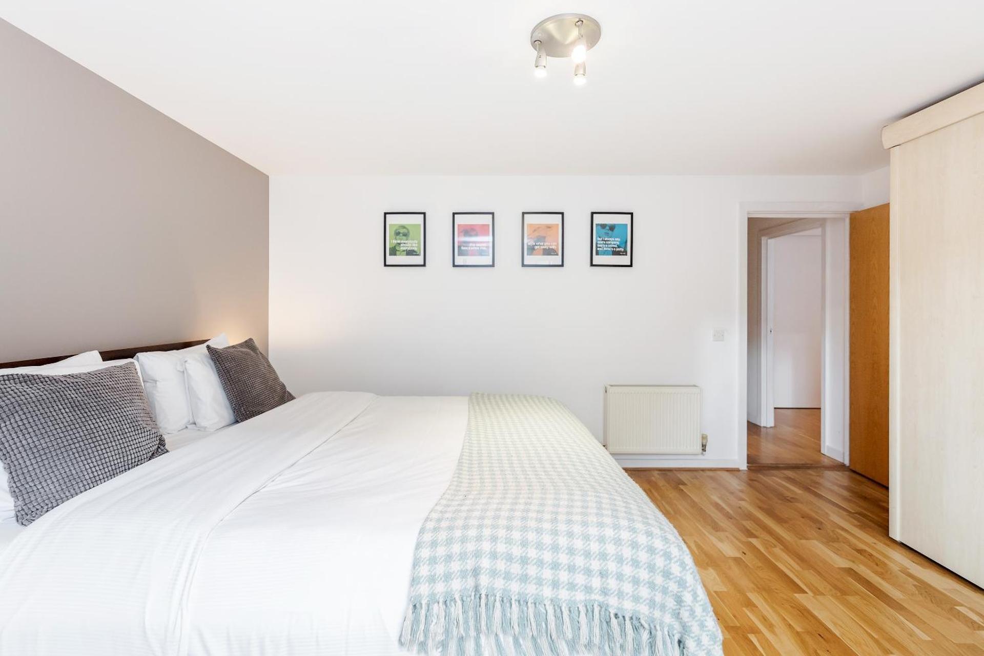 Shoreditch 2 Bed Flat by BaseToGo - Photo 11