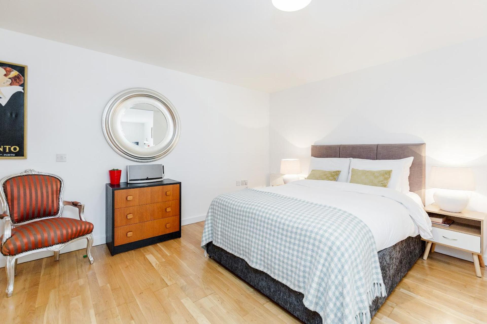 Shoreditch 2 Bed Flat by BaseToGo - Photo 23