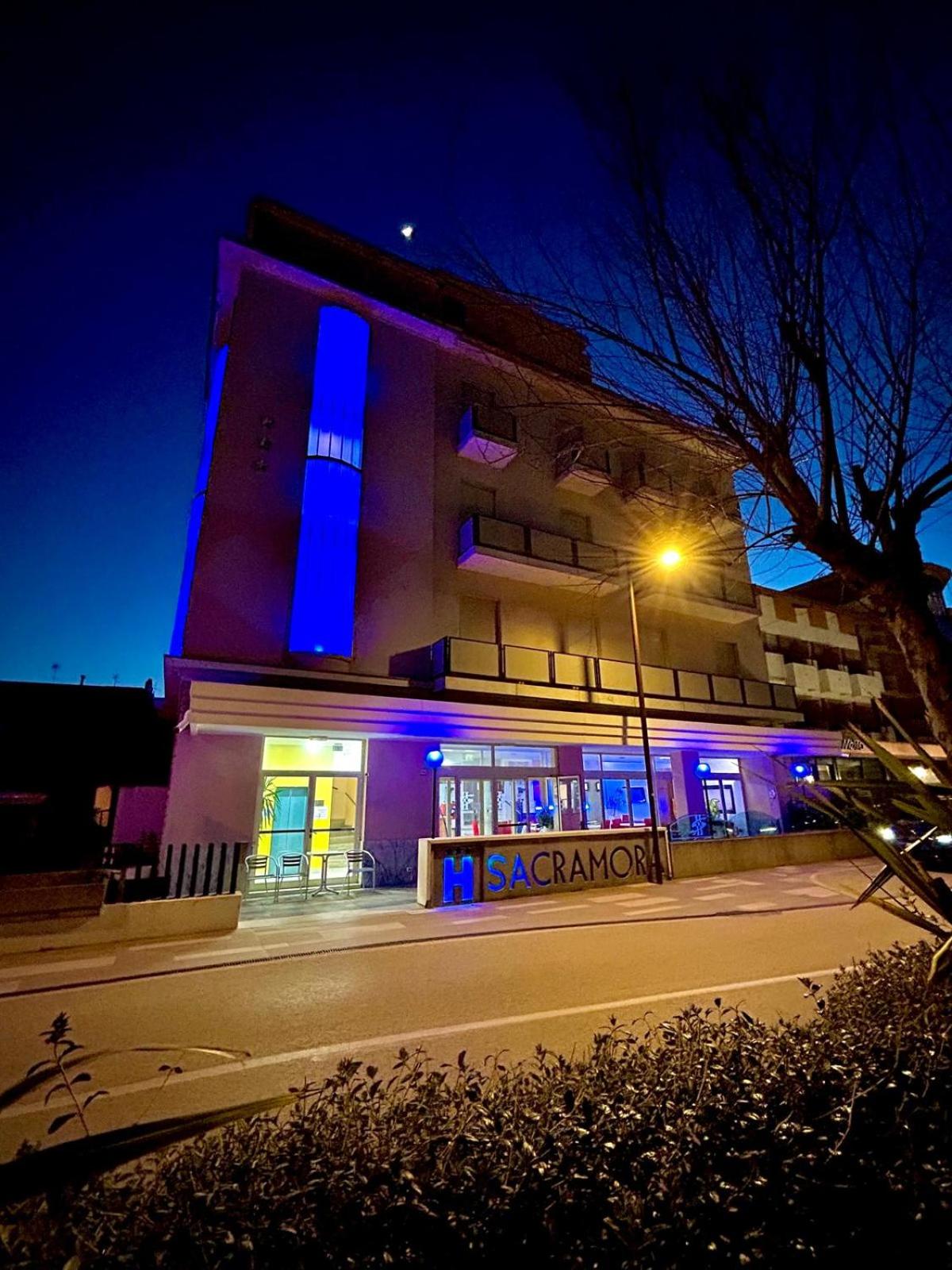 Hotel Sacramora - Photo 33