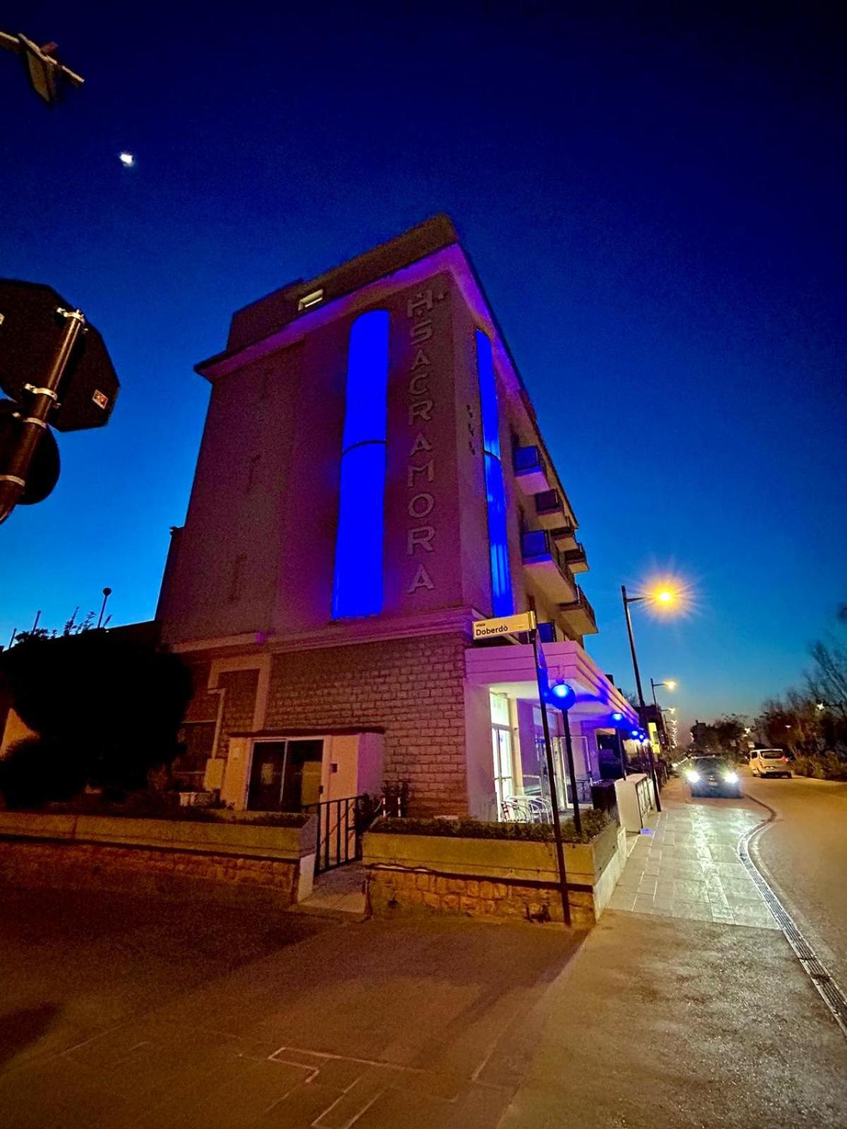 Hotel Sacramora - Photo 34