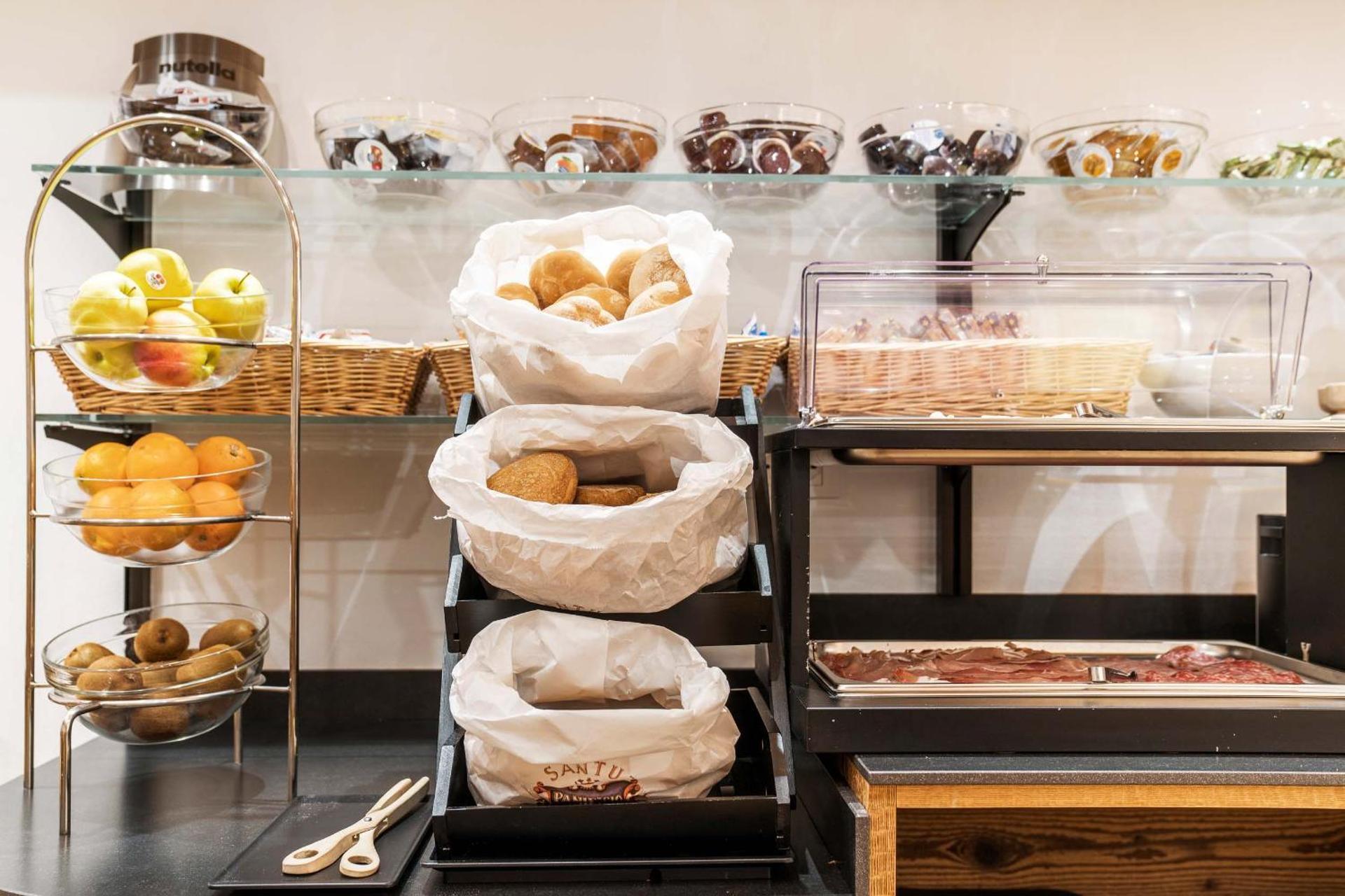 Hotel Olimpia - Photo 22