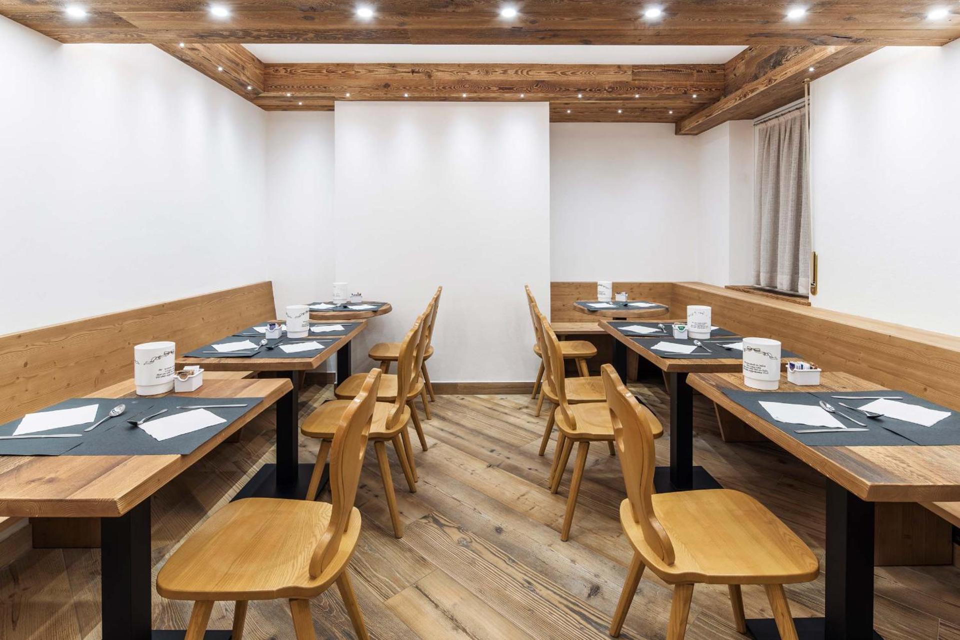 Hotel Olimpia - Photo 32