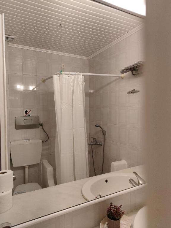 Sidra Hotel - Photo 49