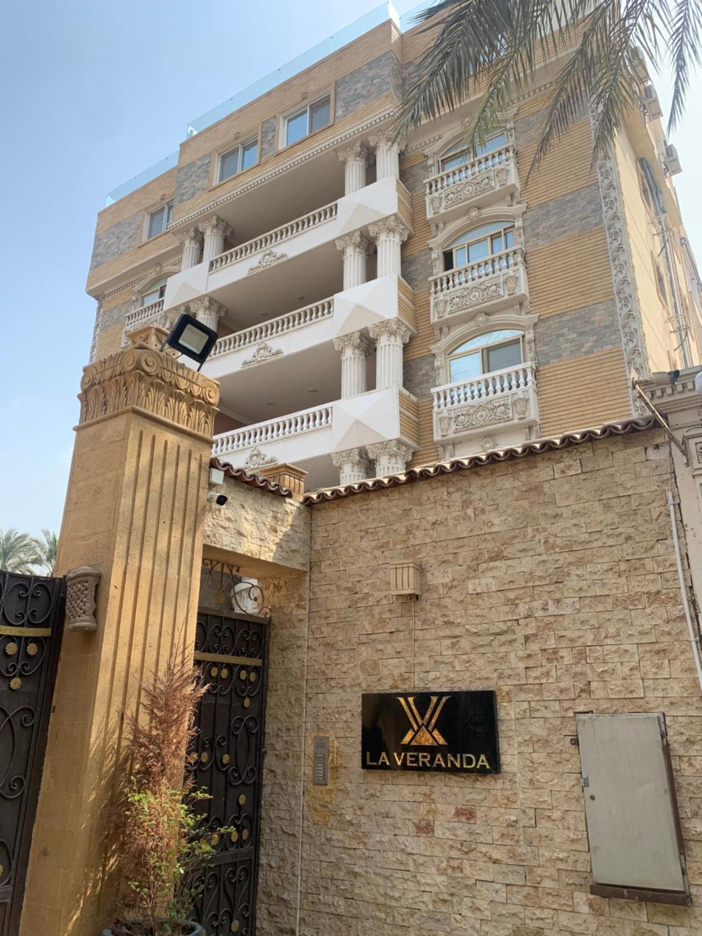 La Veranda Pyramids View Hotel With Rooftop Access - Photo 75