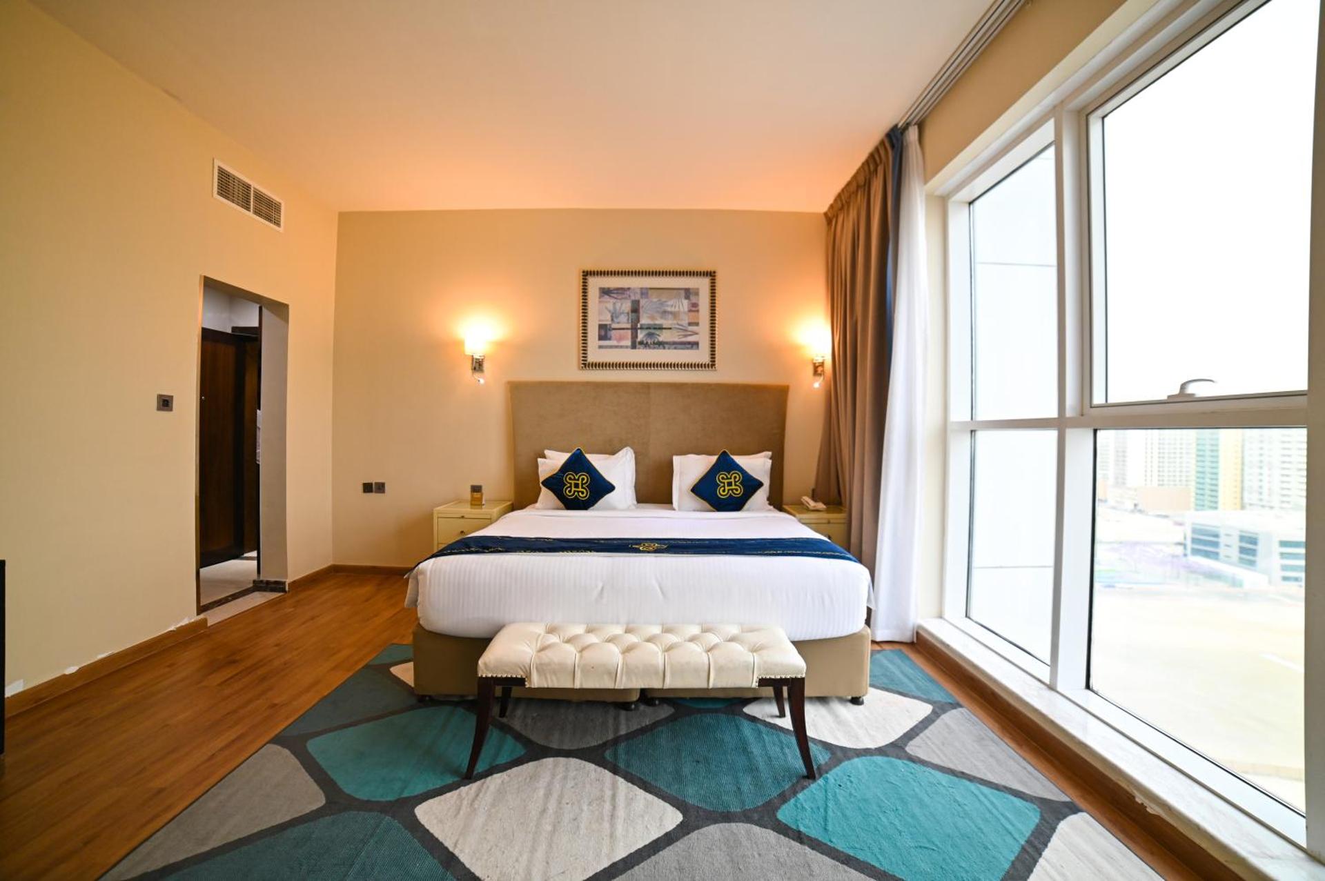 Seven Seas Hotel - Photo 26