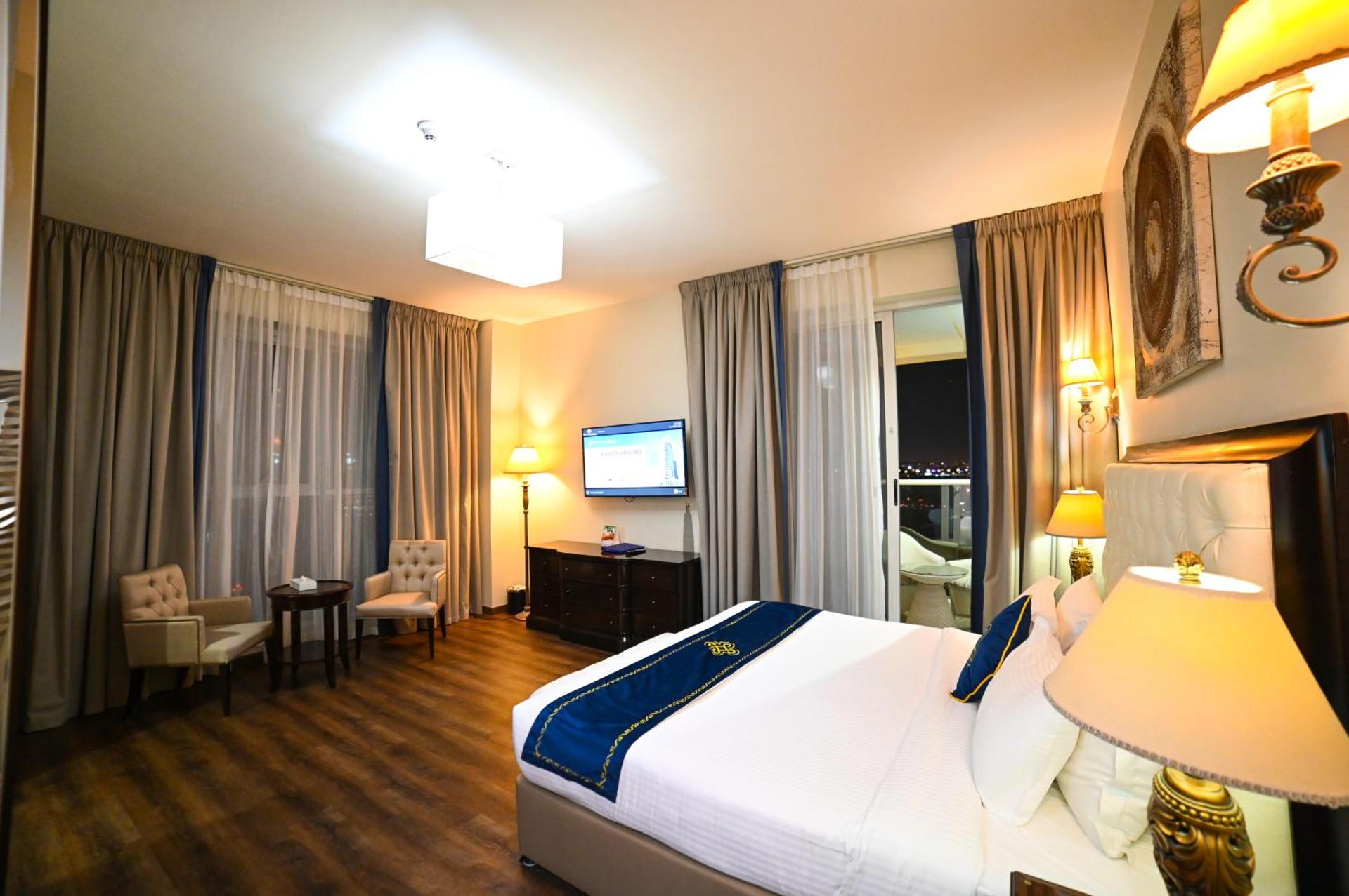 Seven Seas Hotel - Photo 39