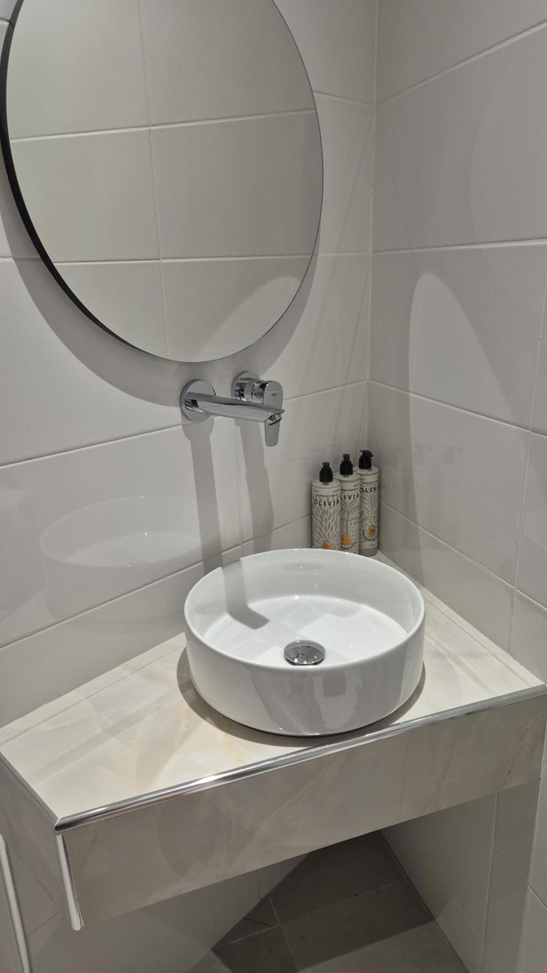 Figleaf Kypseli - Photo 35