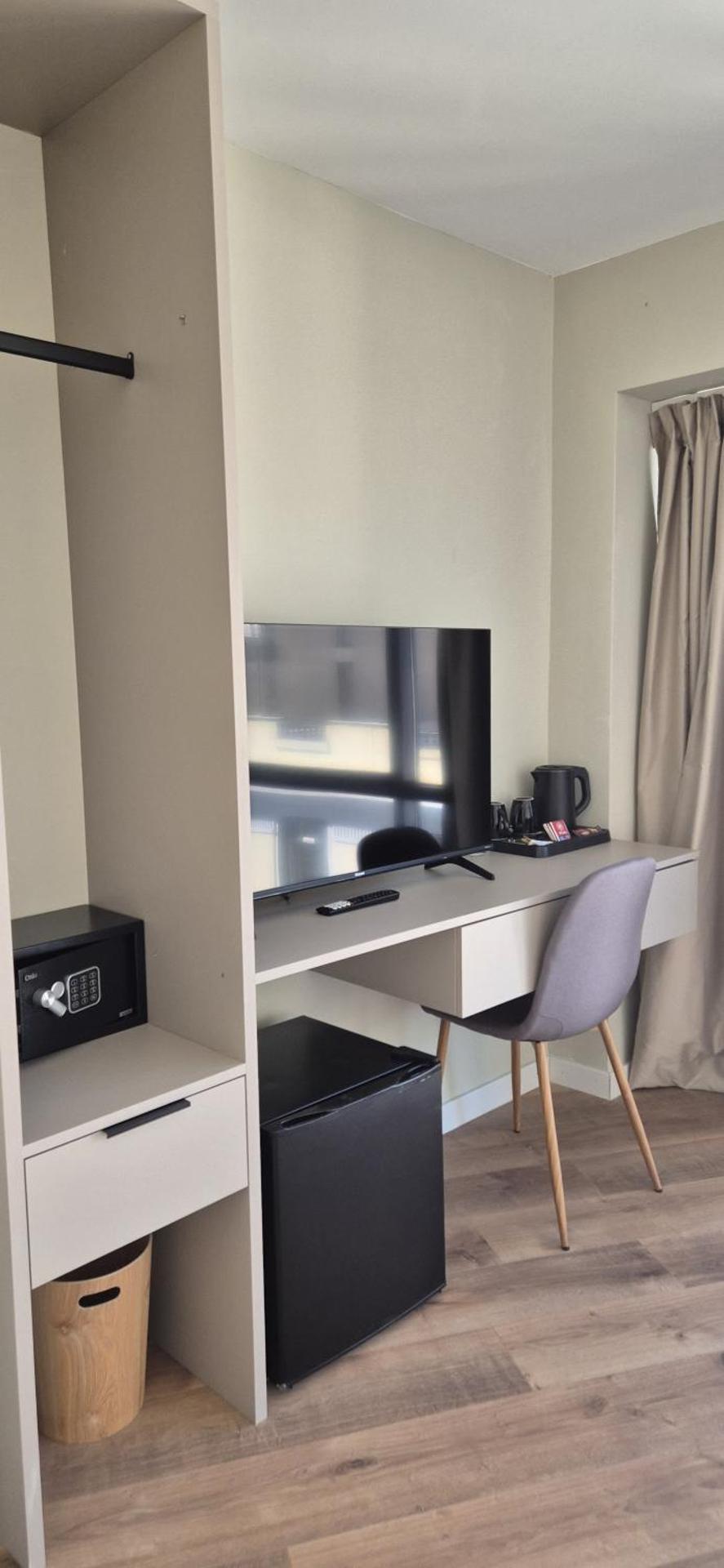 Figleaf Kypseli - Photo 38