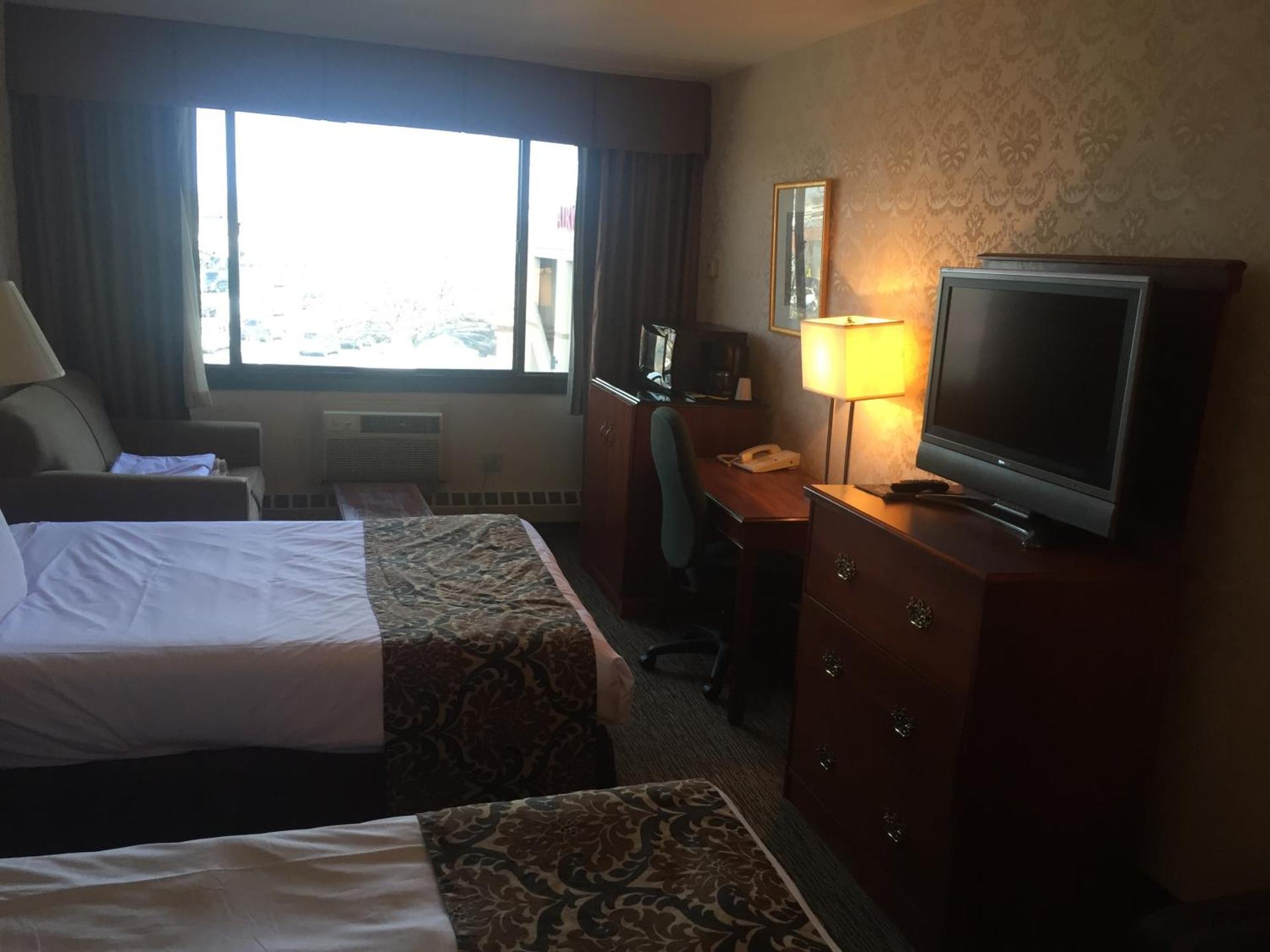 Airway Inn - Photo 6