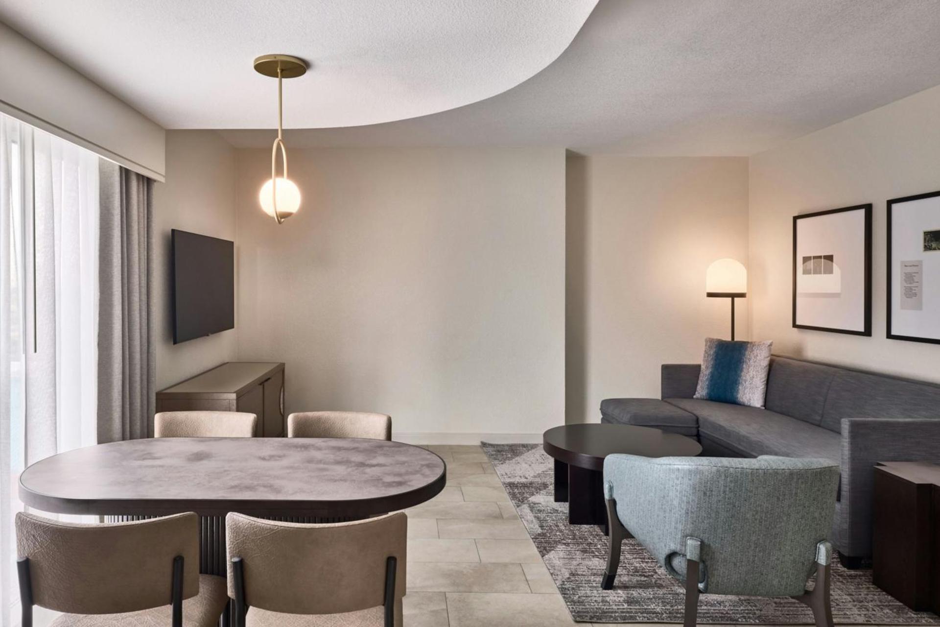 Renaissance Phoenix Glendale Hotel & Conference Center - Photo 38