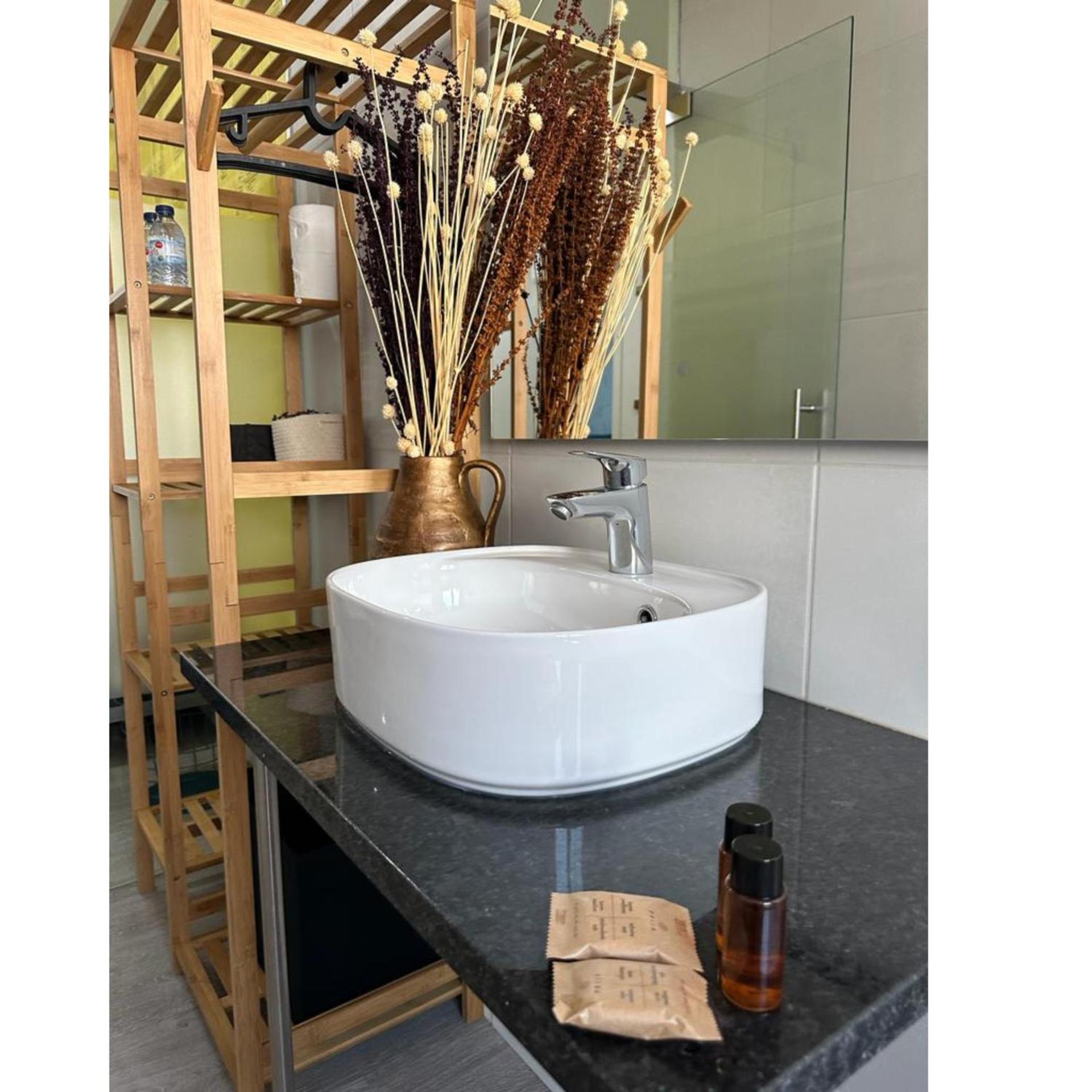 Malpique heated pool & Jacuzzi Guest House - Photo 61