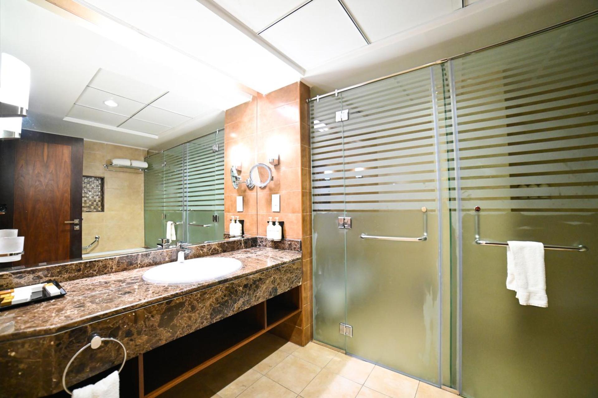 Seven Seas Hotel - Photo 43