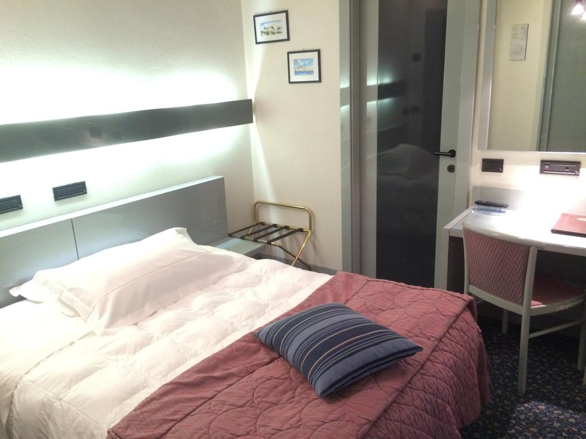 Hotel Michelangelo - Photo 31