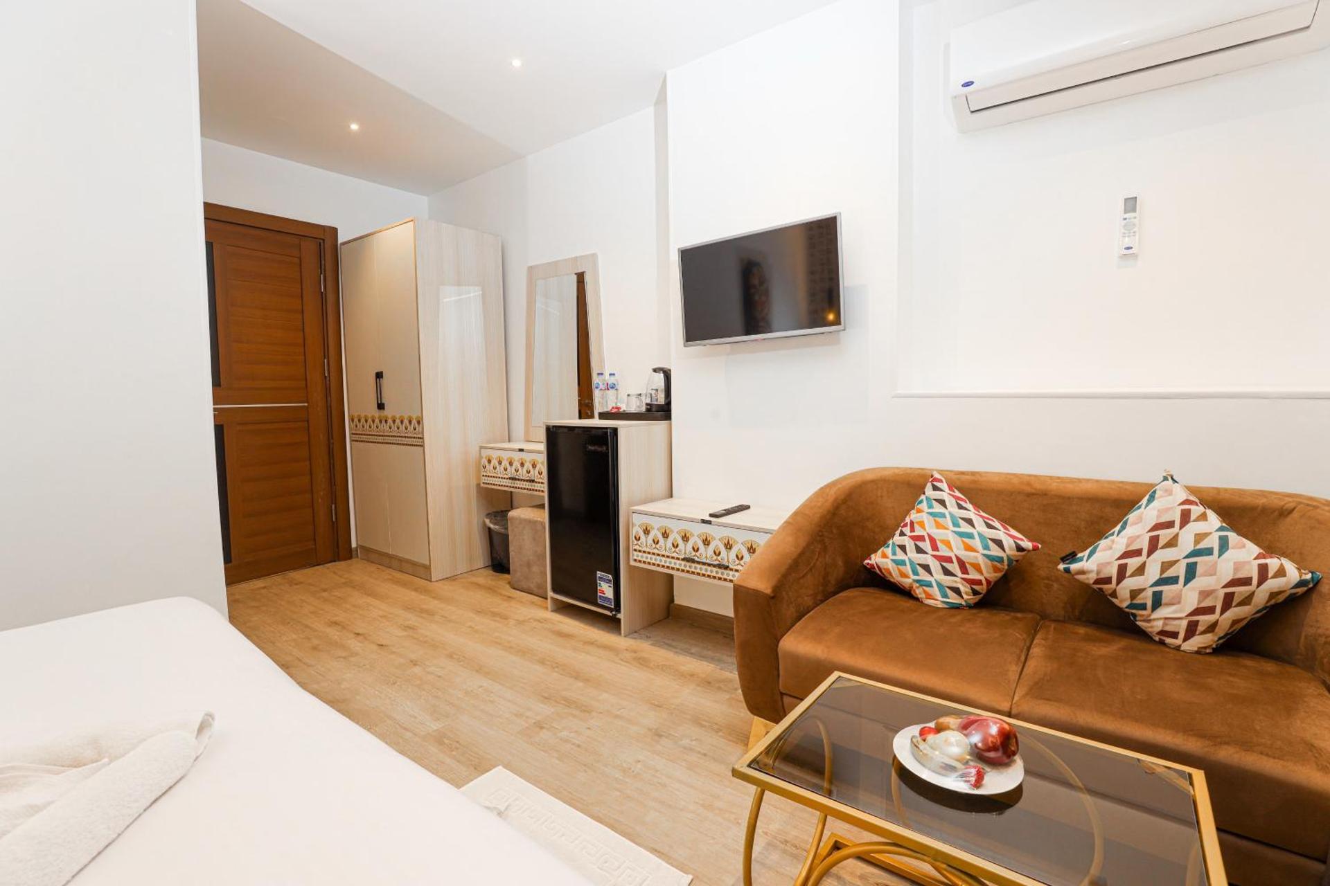 Sultan Pyramids Boutique Hotel View - Photo 9