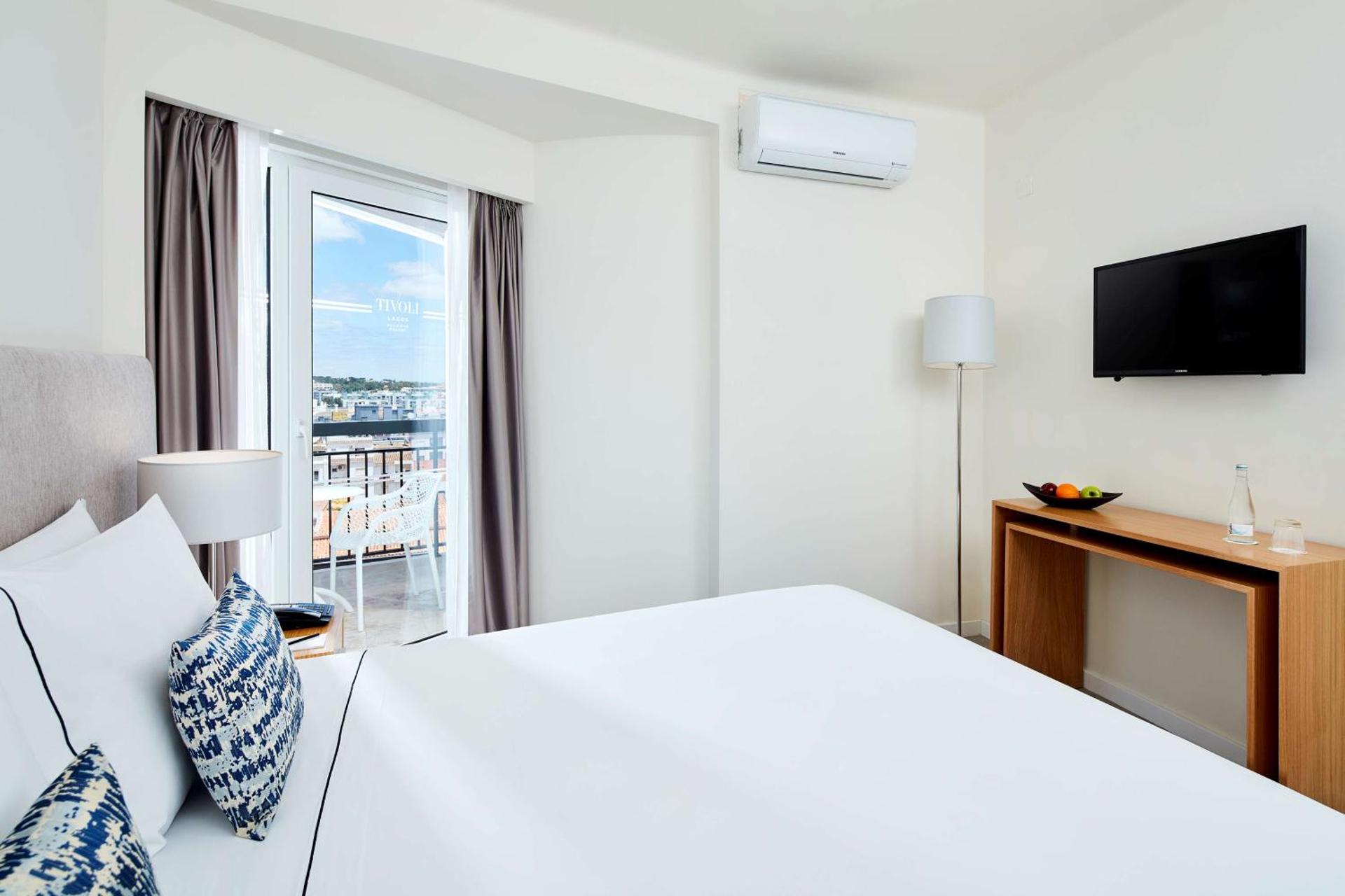 Superior Double or Twin XL Room