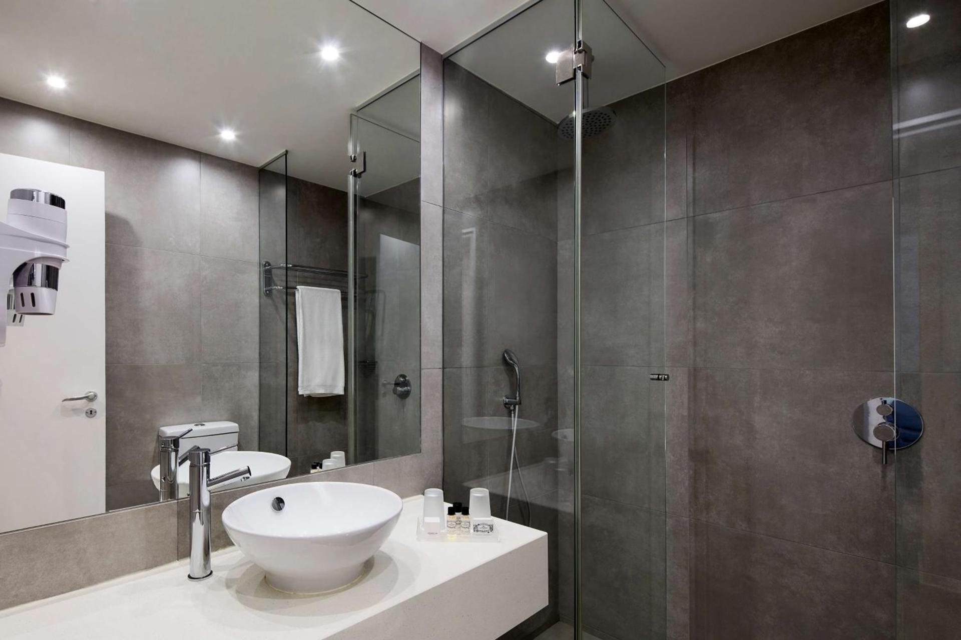 Tivoli Lagos - Photo 16