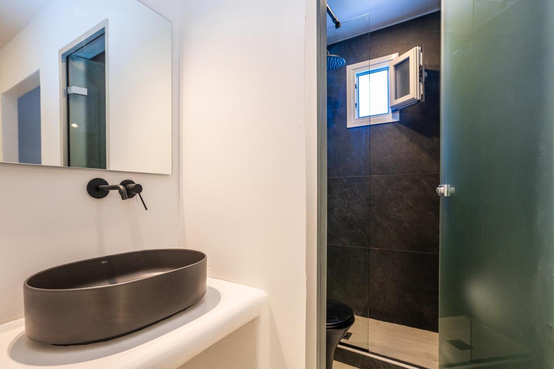 Zen Suites & Spa - Photo 73