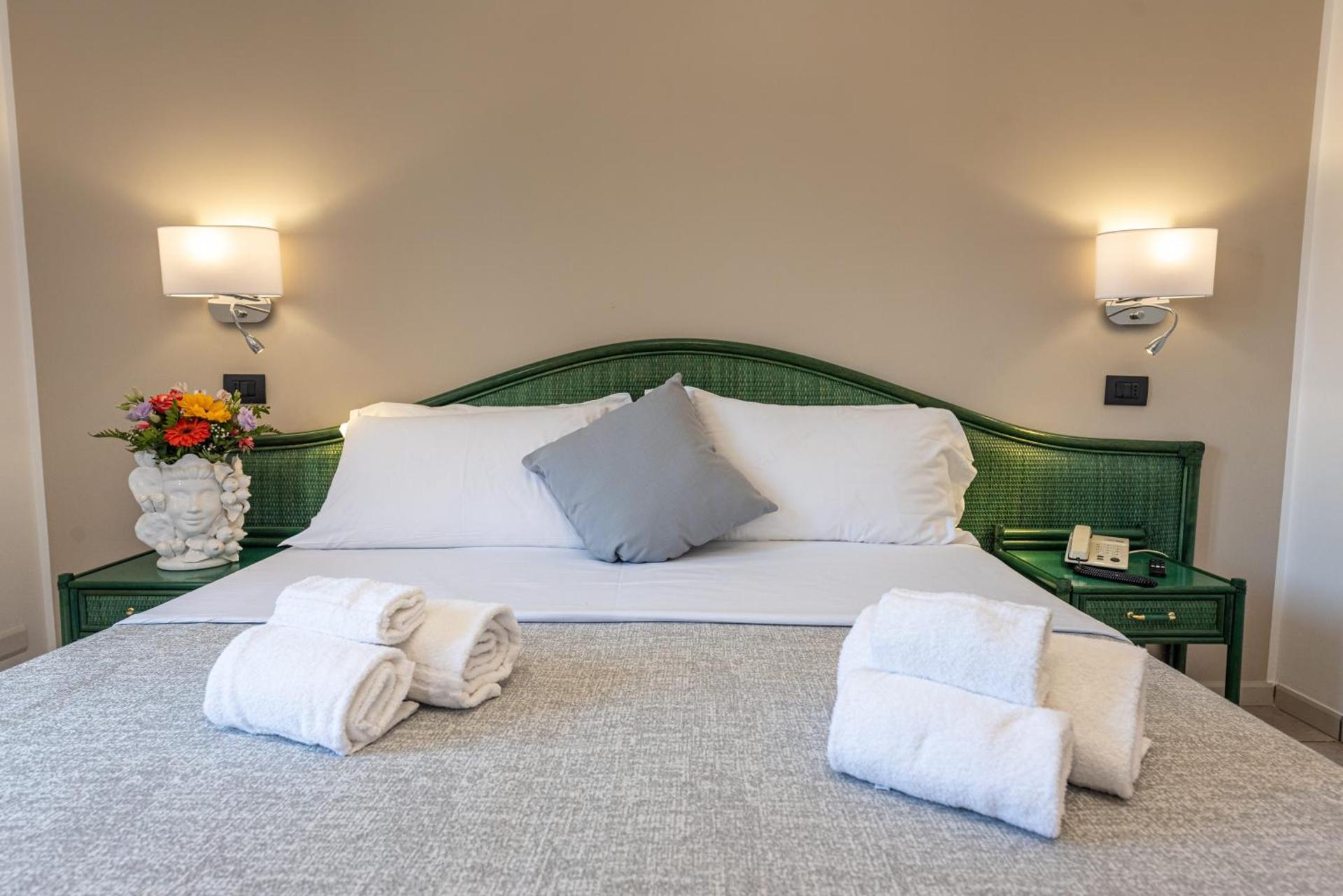 Hotel Baia Del Capitano - Photo 60