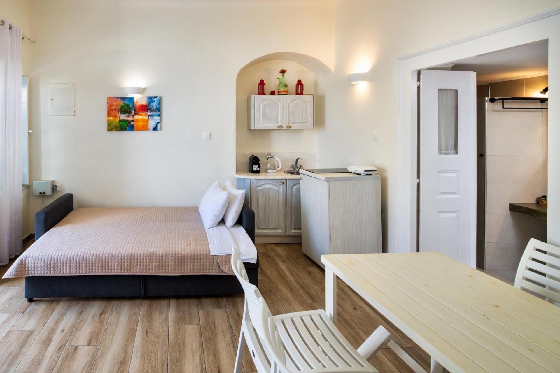 Day One Fira Mansion - Photo 55