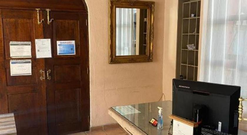 HOTEL ANA CATALINA & SUITES - Photo 17