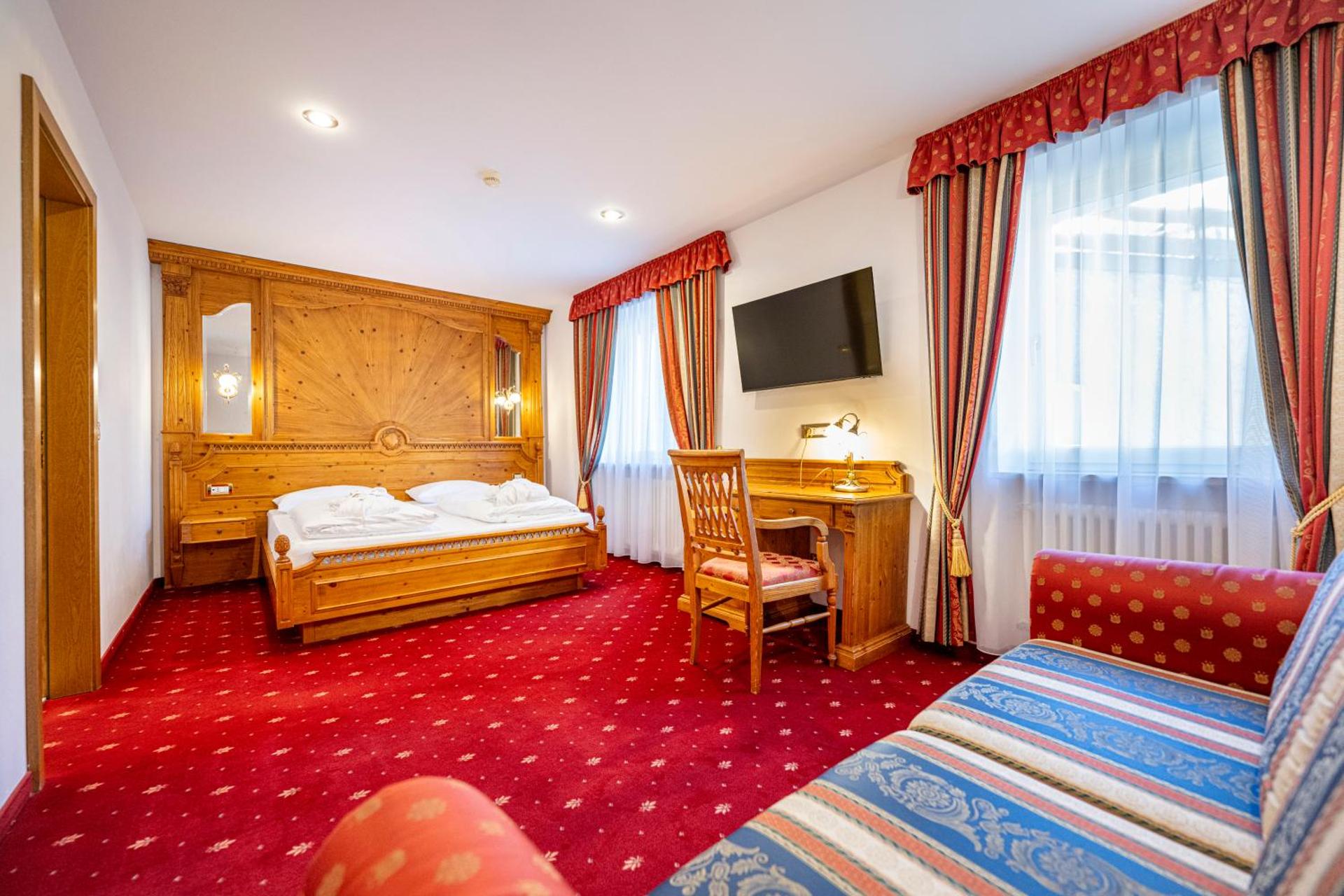 Hotel Touring Dolomites - Photo 70