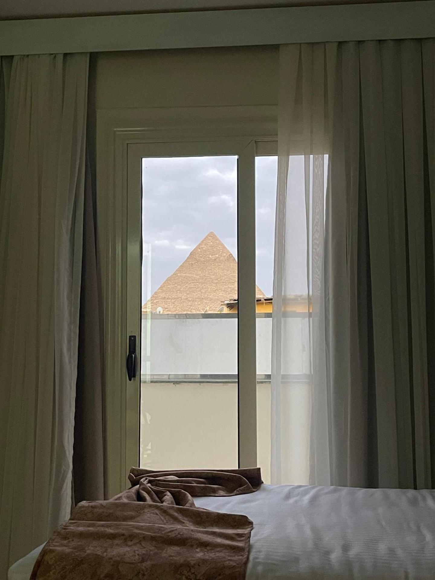 LE Grand Pyramids View & Suites - Photo 37