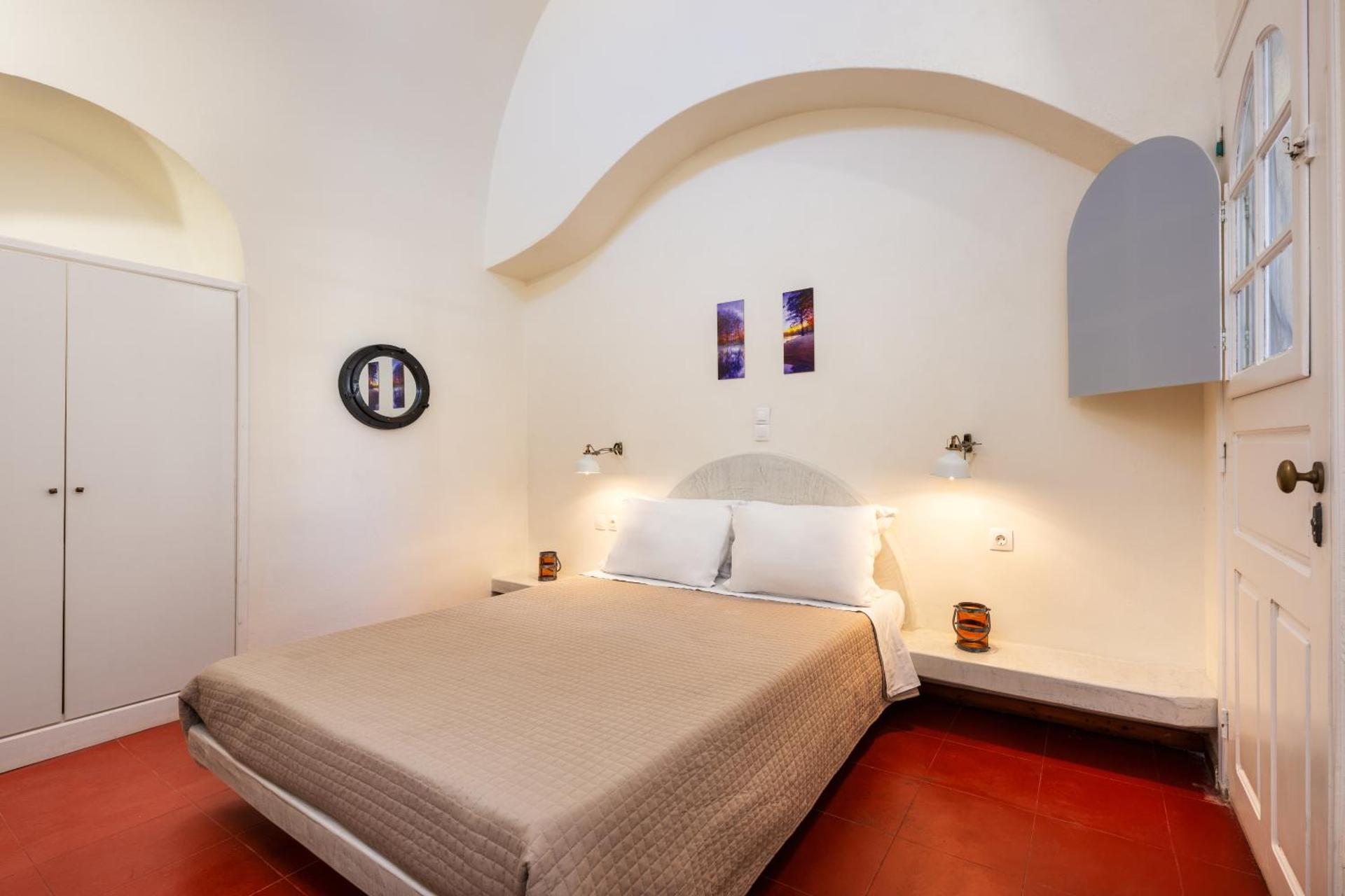 Day One Fira Mansion - Photo 6