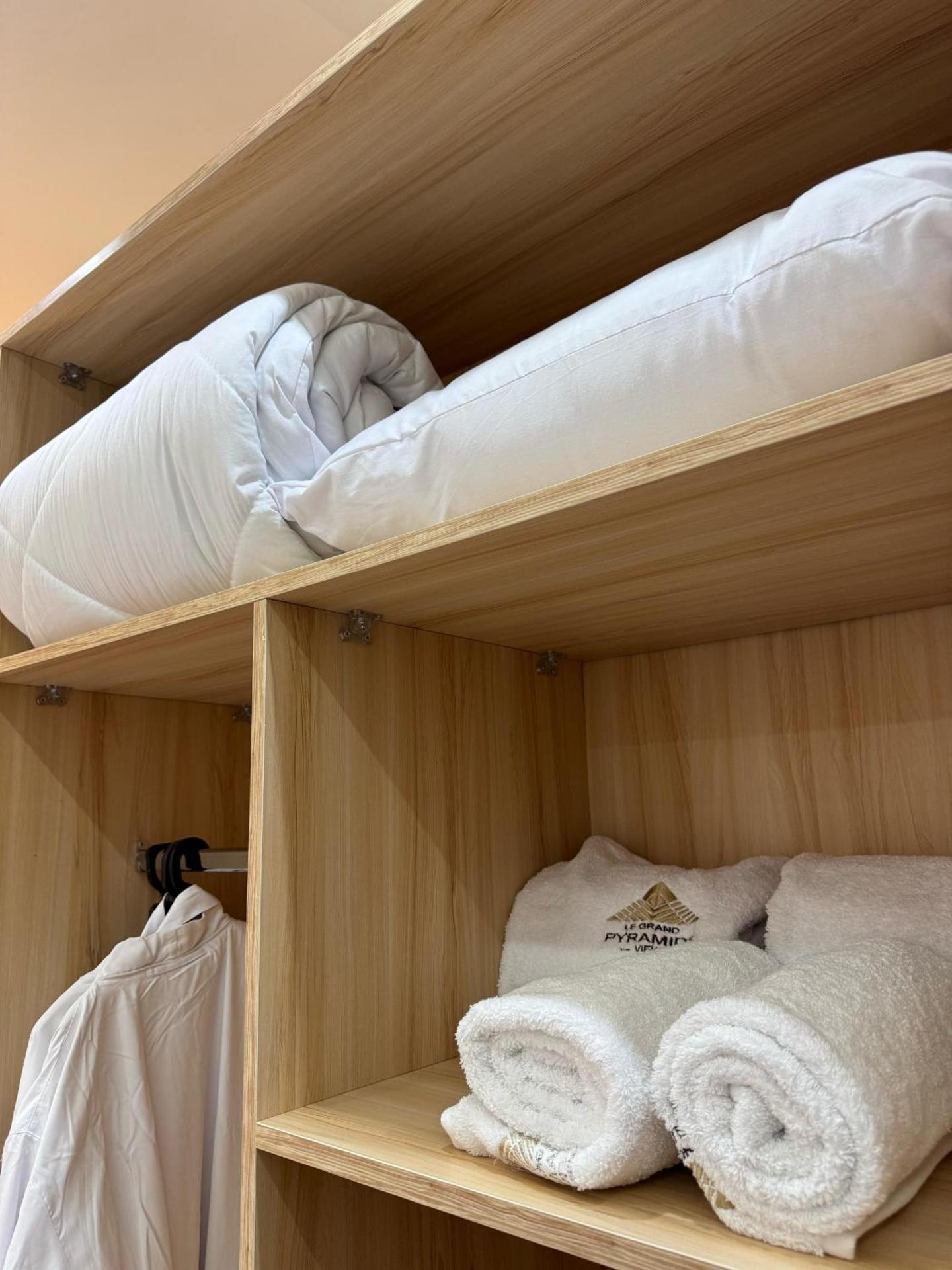 LE Grand Pyramids View & Suites - Photo 25