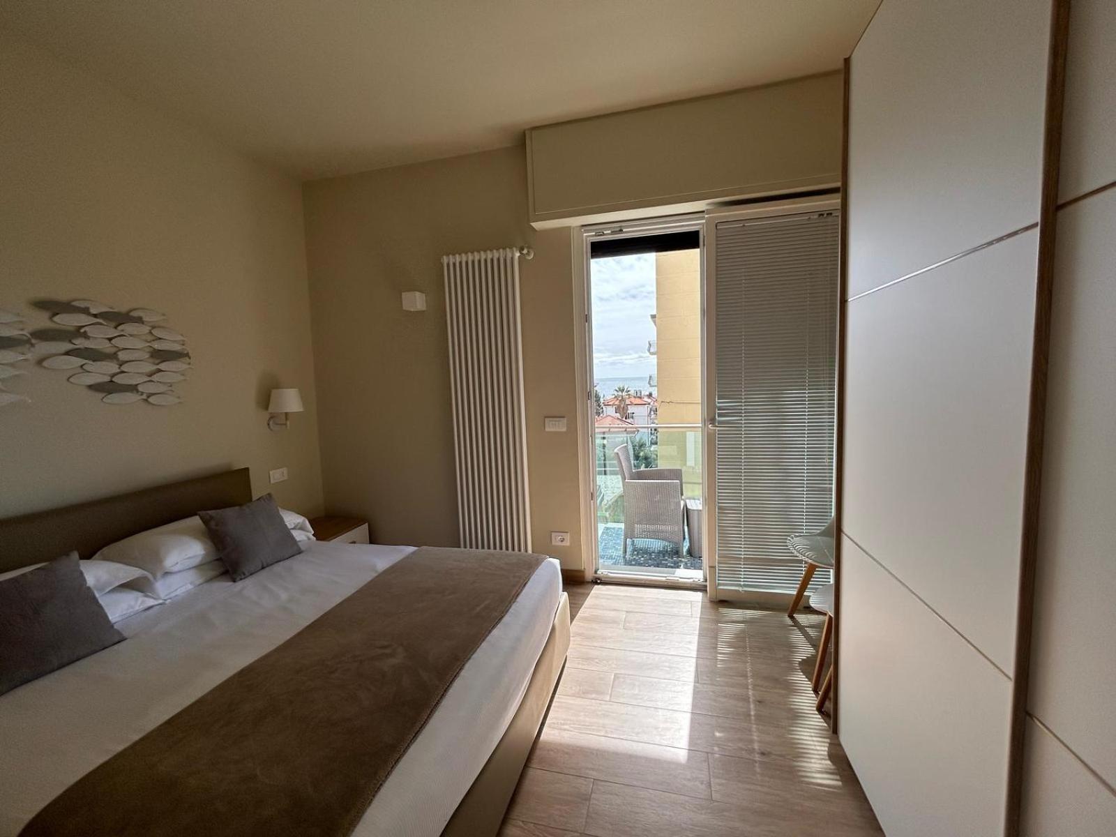 Hotel Ariston & Apartments - Photo 93