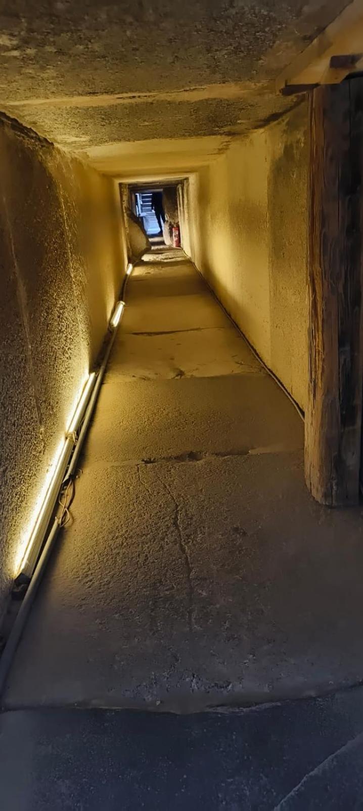 Akh Pyramid Hostel - Photo 70