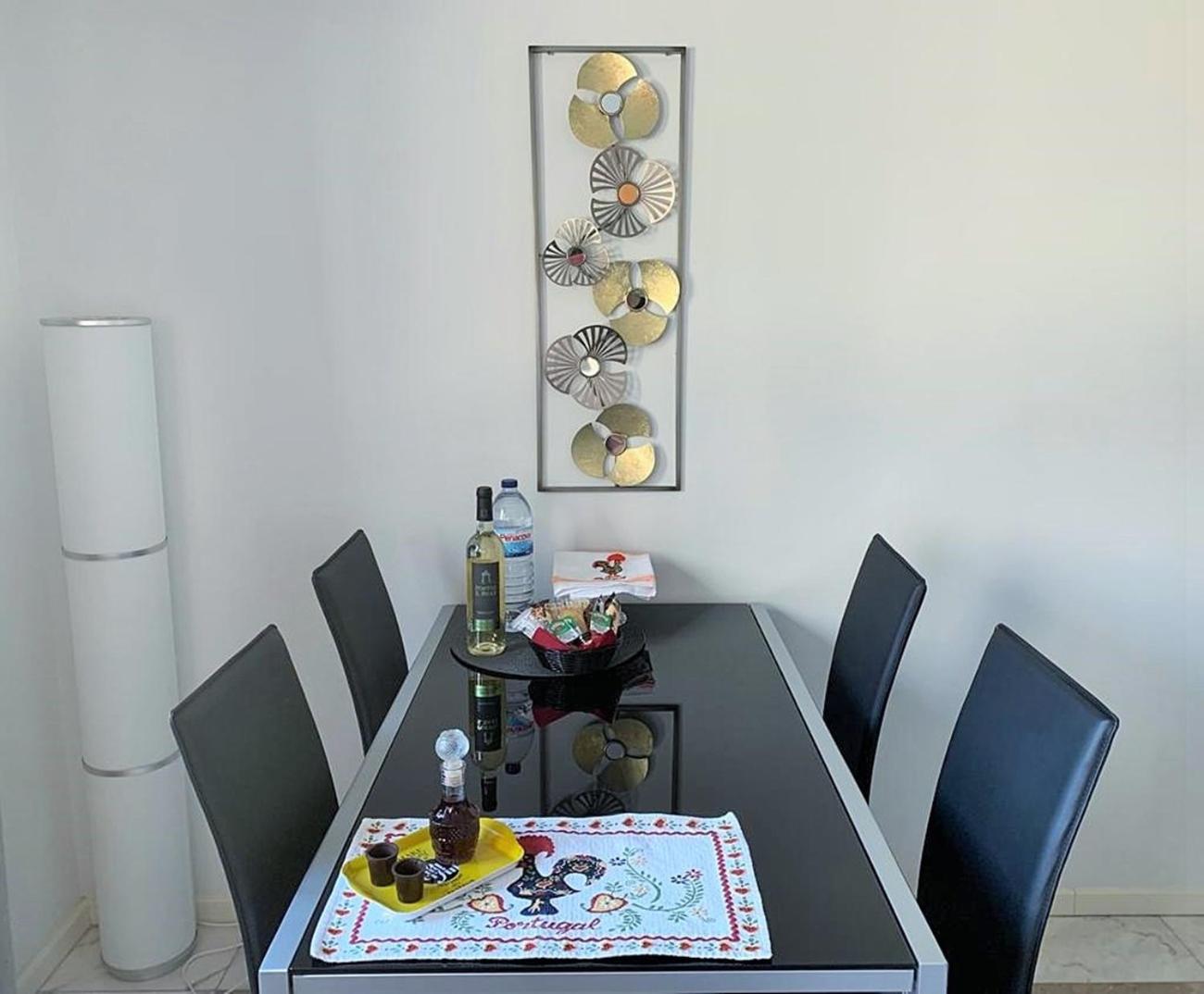 Lisbon Relax Pool Apartment - Free Parking Garage - Photo 51