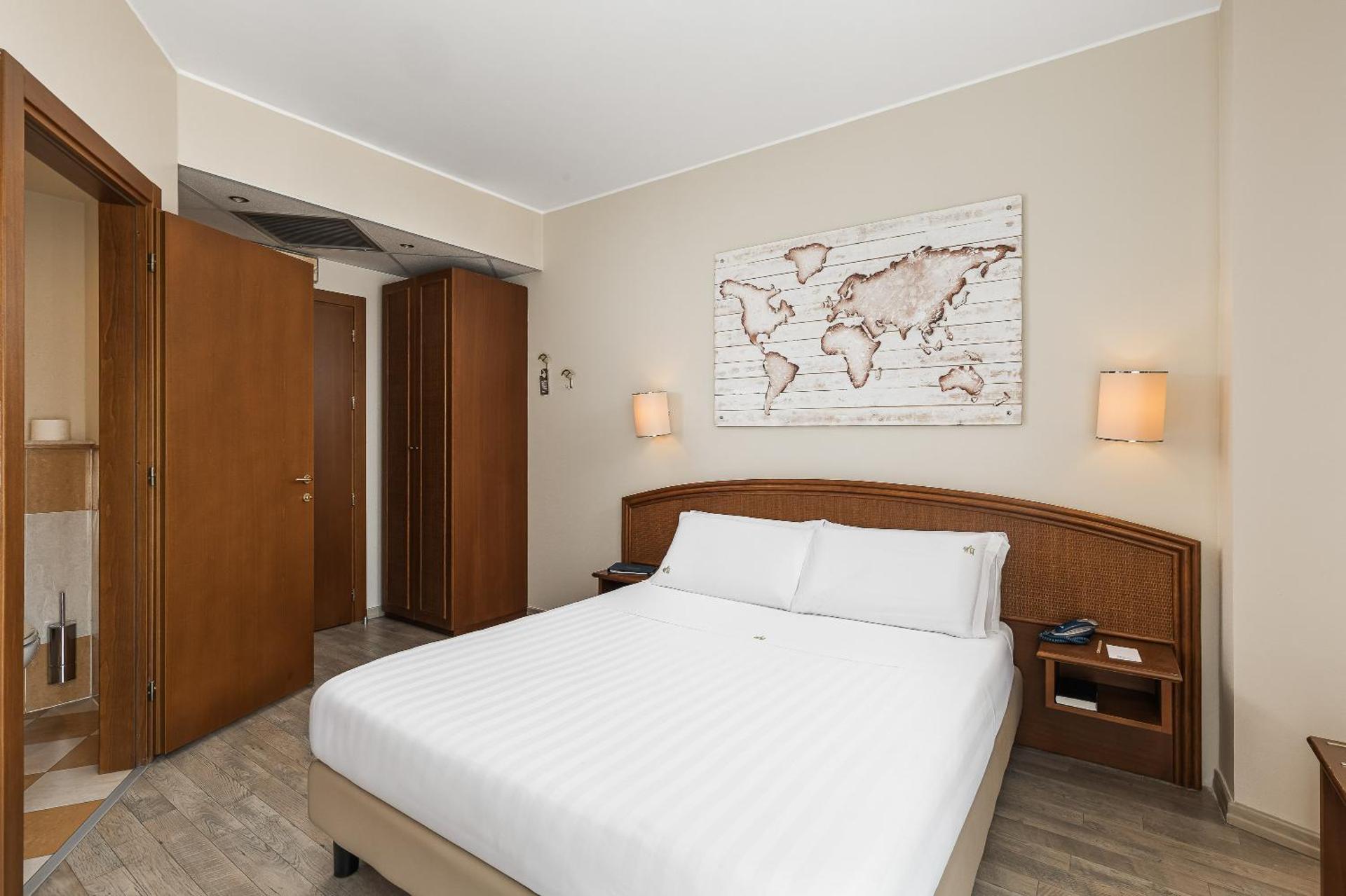 Welcome Hotel - Photo 17