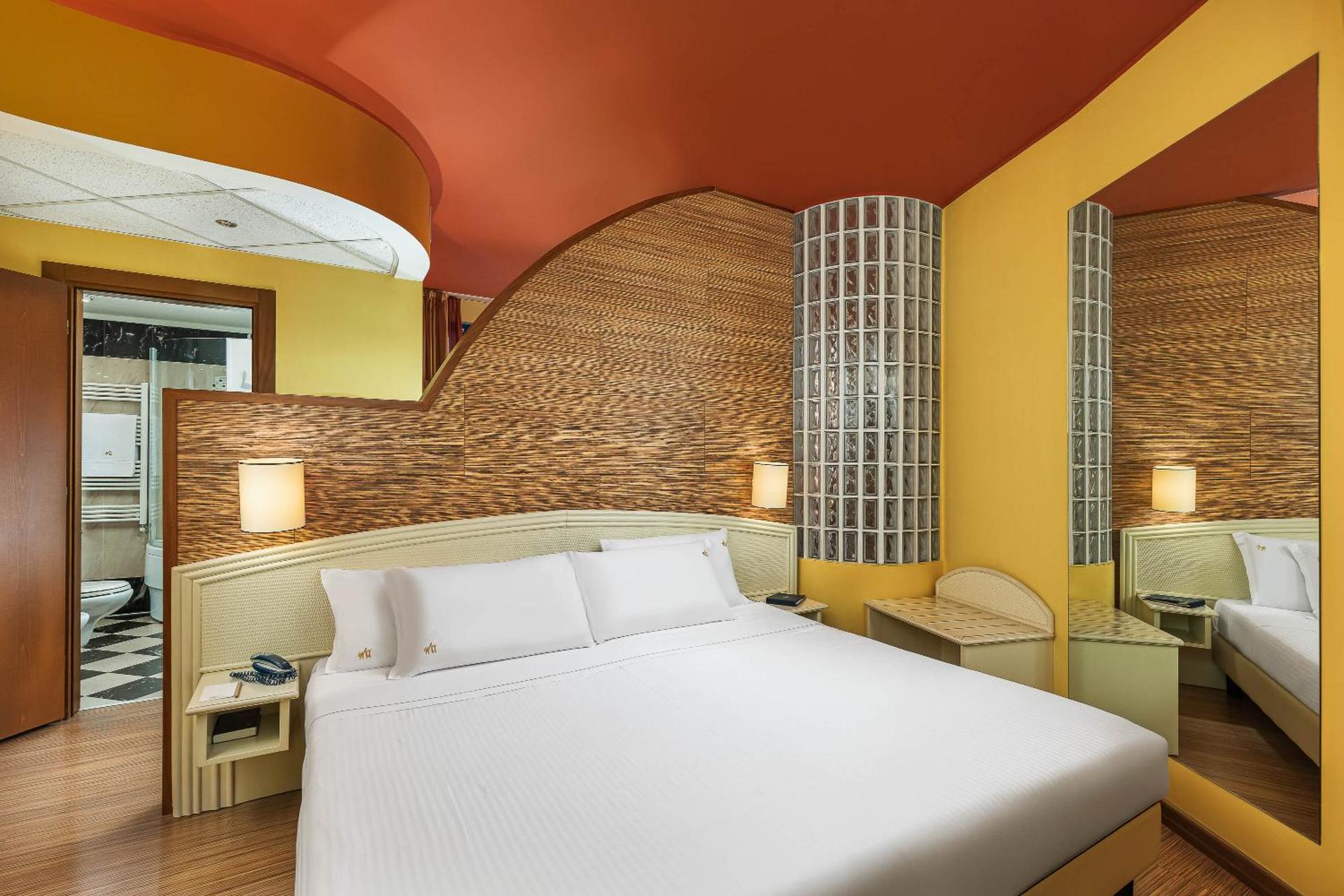 Welcome Hotel - Photo 40
