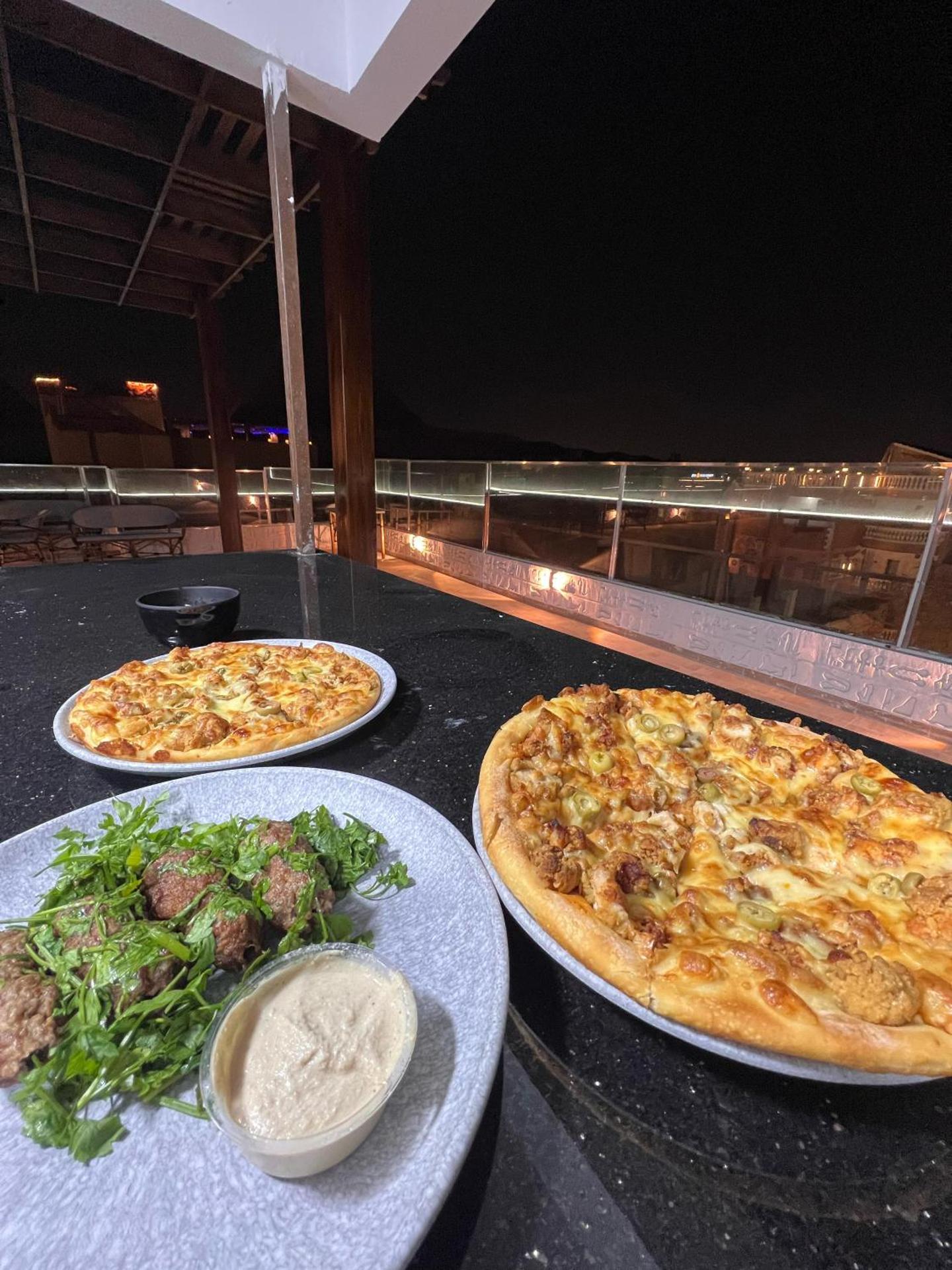 LE Grand Pyramids View & Suites - Photo 15