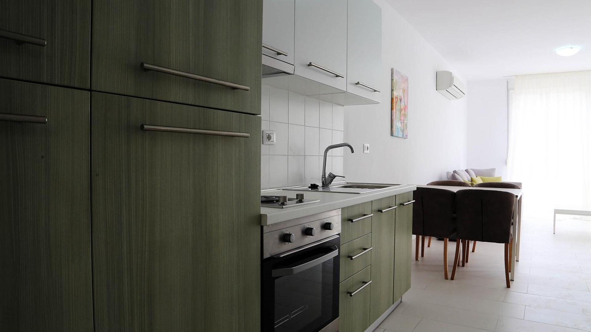 Bougainville Bay Apartments - Photo 43