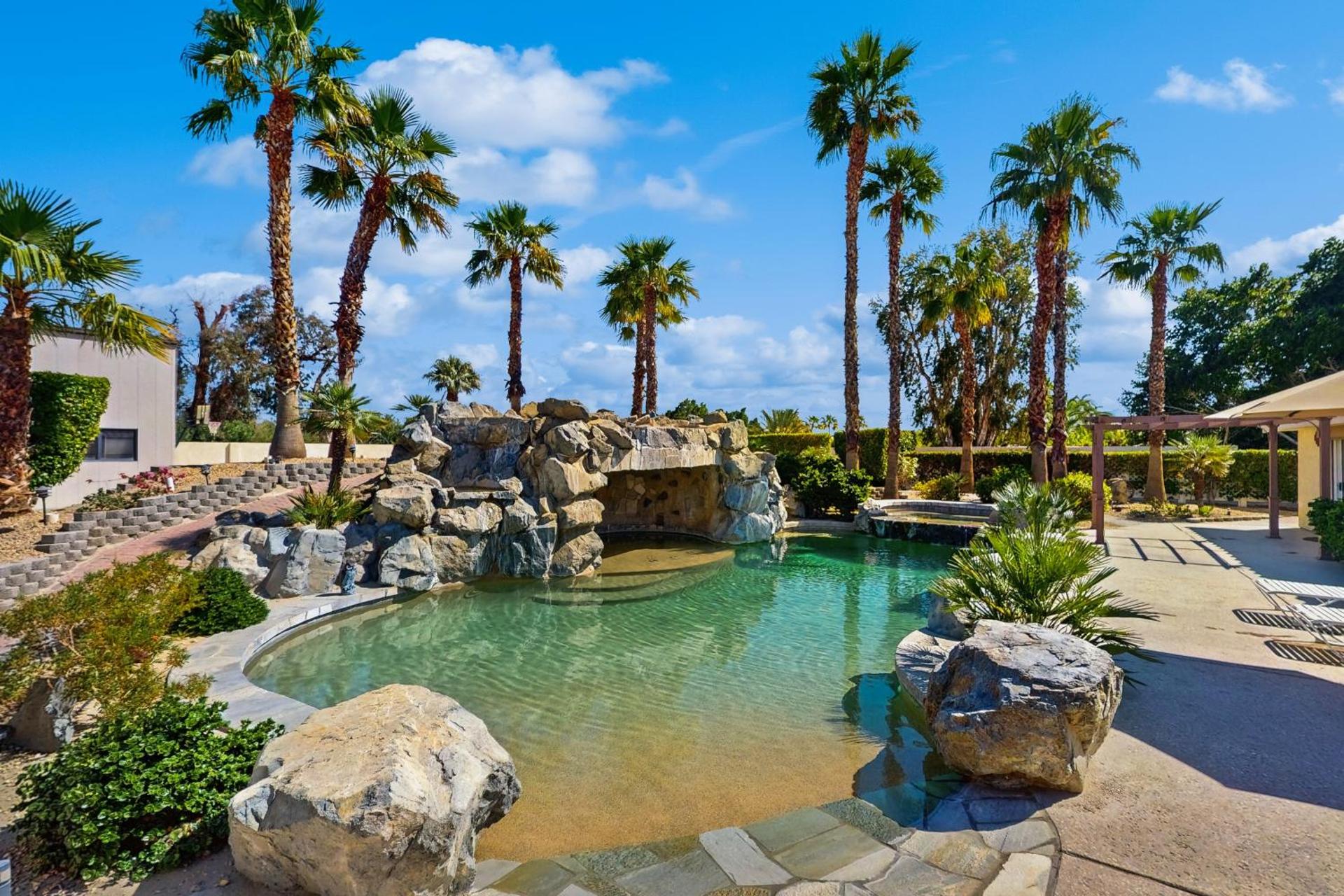 Cool Pool Retreat - Photo 25