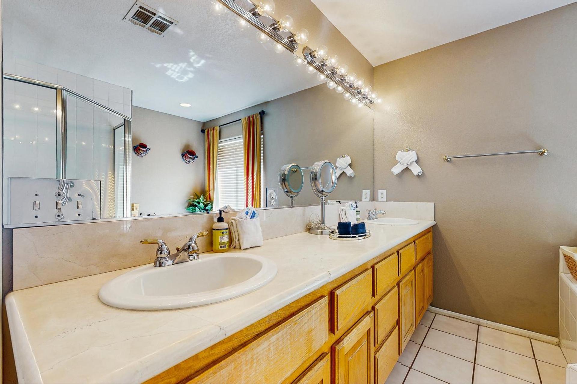 Cool Pool Retreat - Photo 34