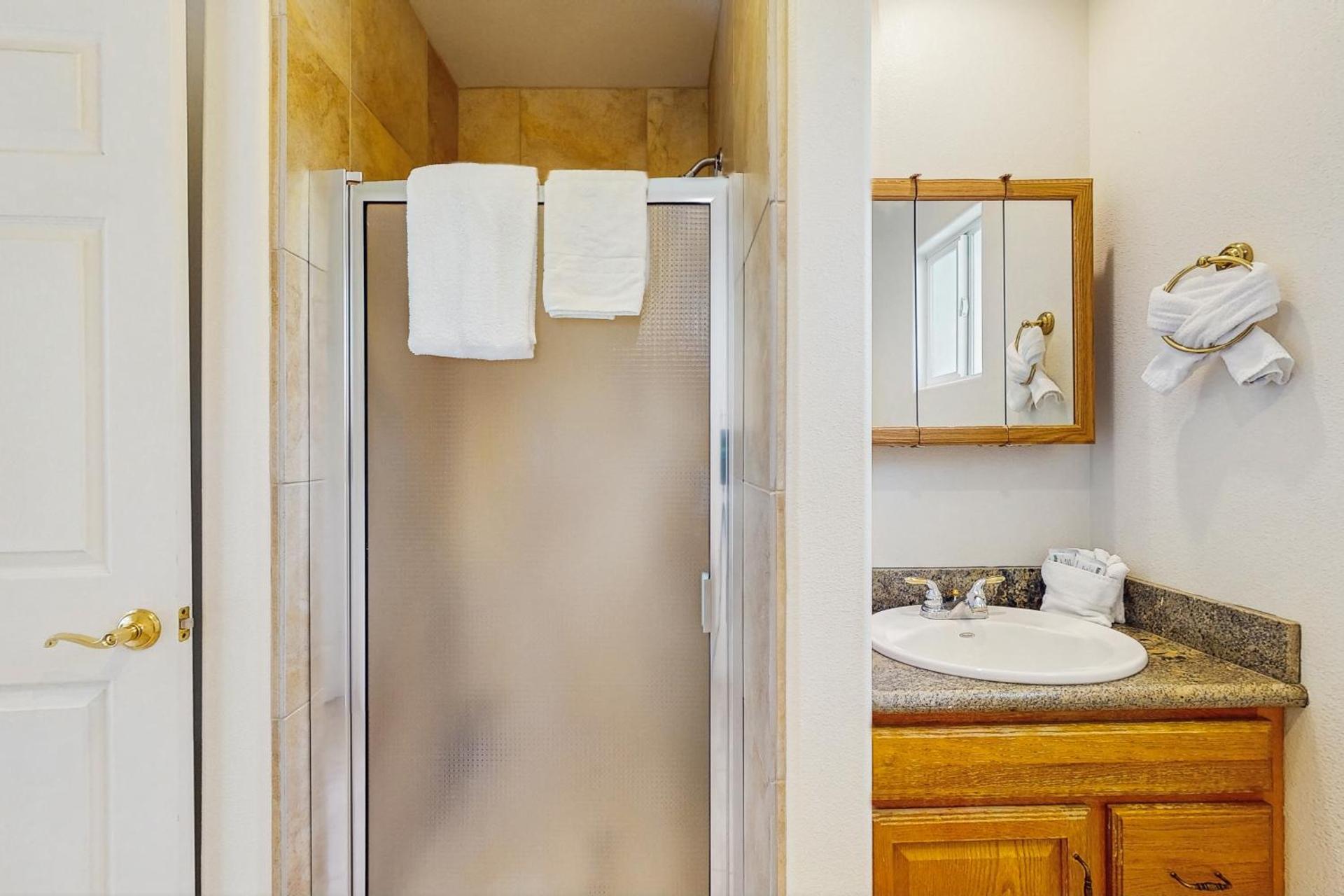 Cool Pool Retreat - Photo 6