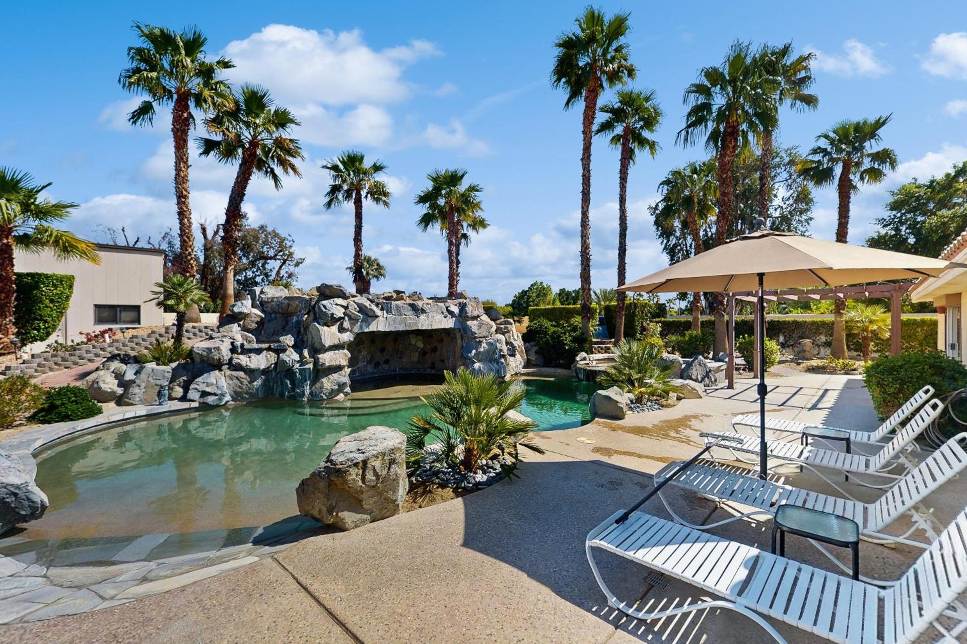 Cool Pool Retreat - Photo 9