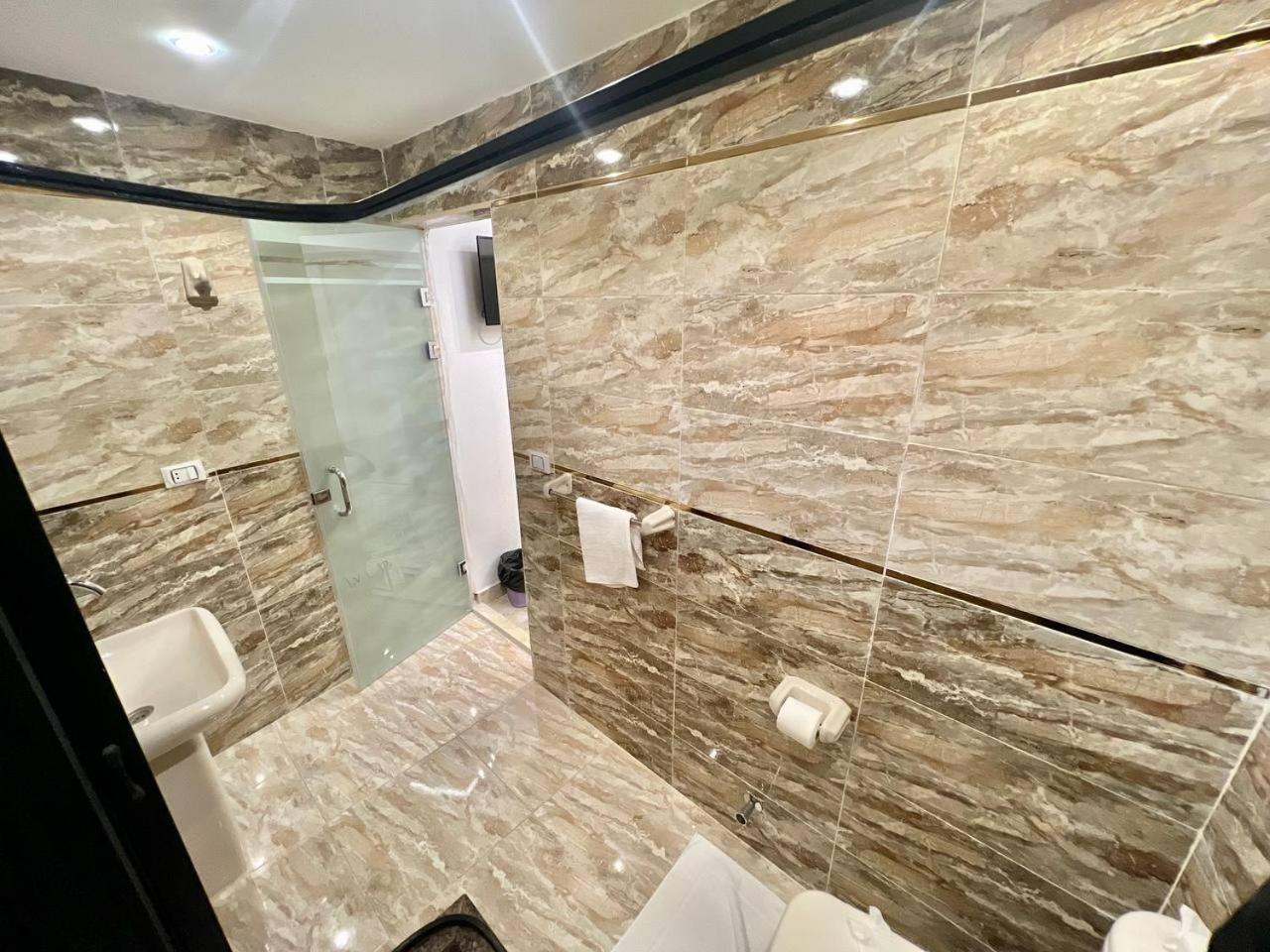 Elite Paradise Pyramids View - Photo 7