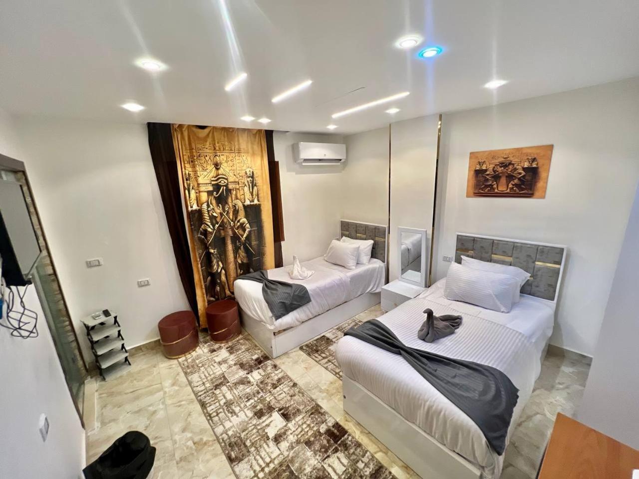 Elite Paradise Pyramids View - Photo 10