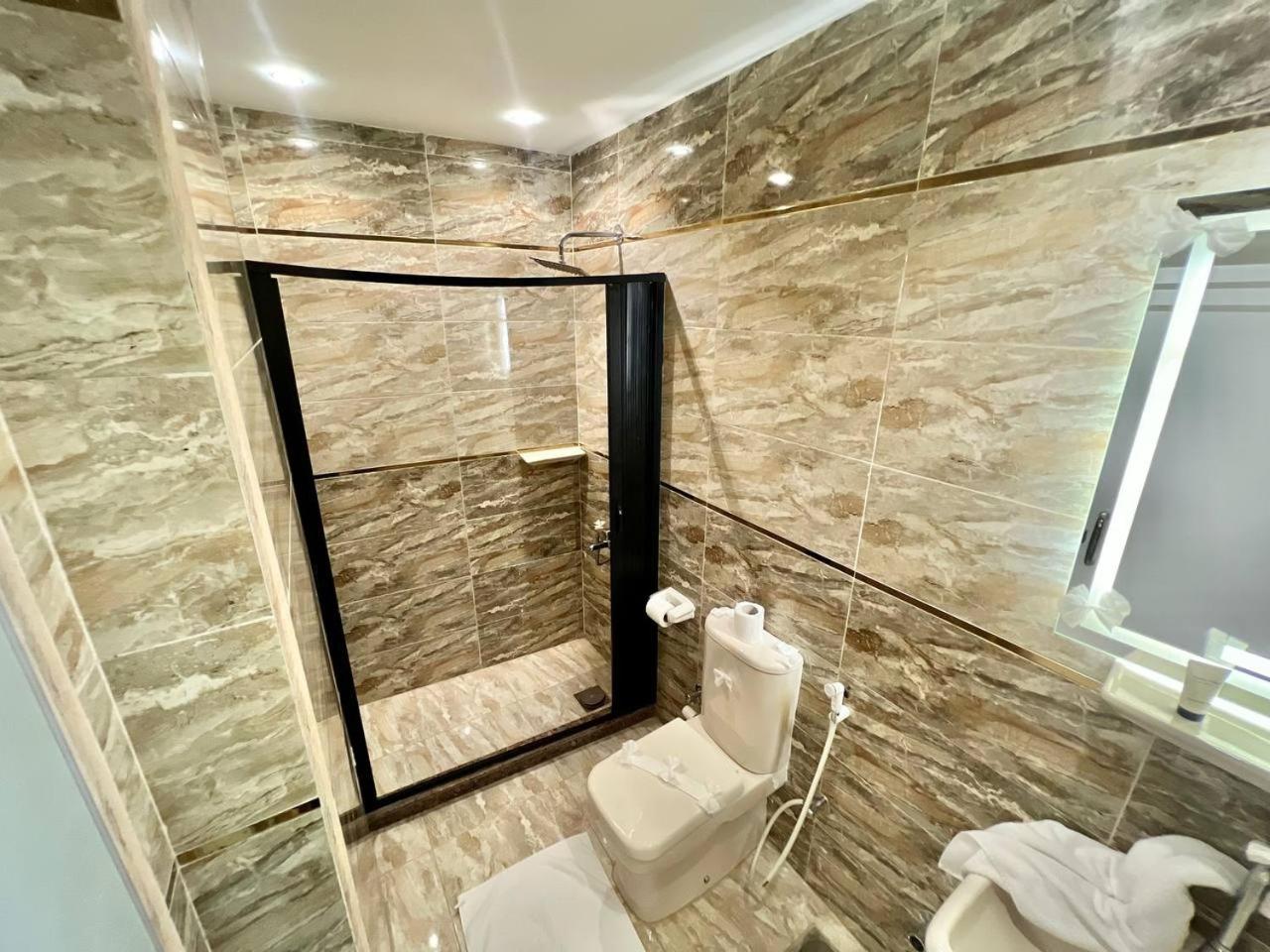 Elite Paradise Pyramids View - Photo 14