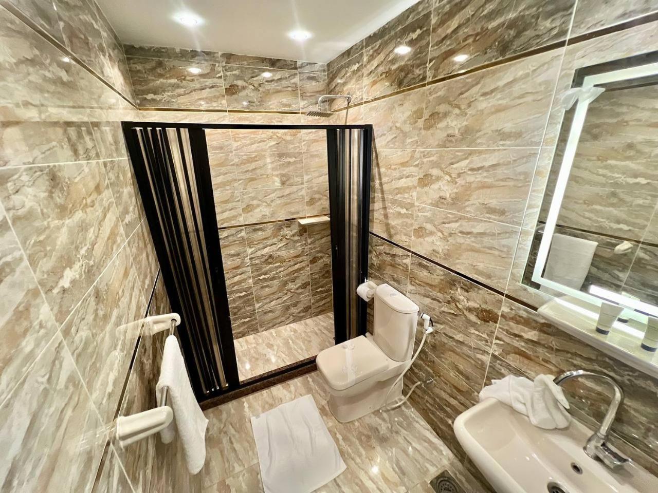 Elite Paradise Pyramids View - Photo 26