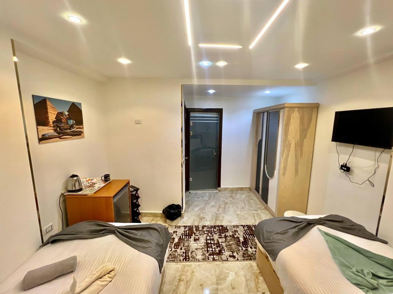 Elite Paradise Pyramids View - Photo 32