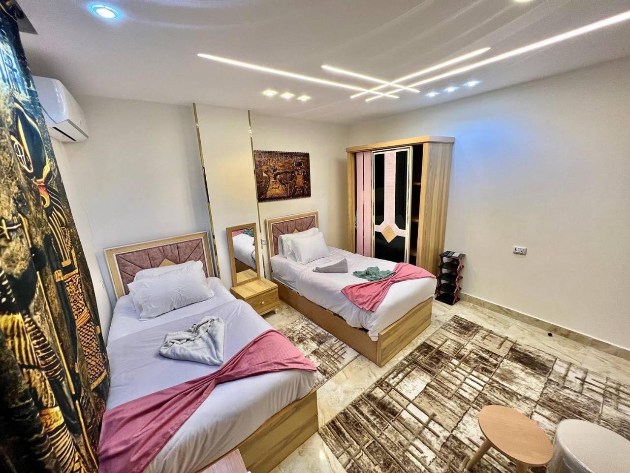 Elite Paradise Pyramids View - Photo 47