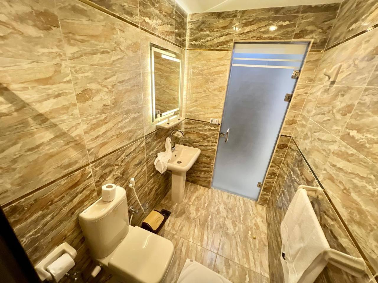 Elite Paradise Pyramids View - Photo 56