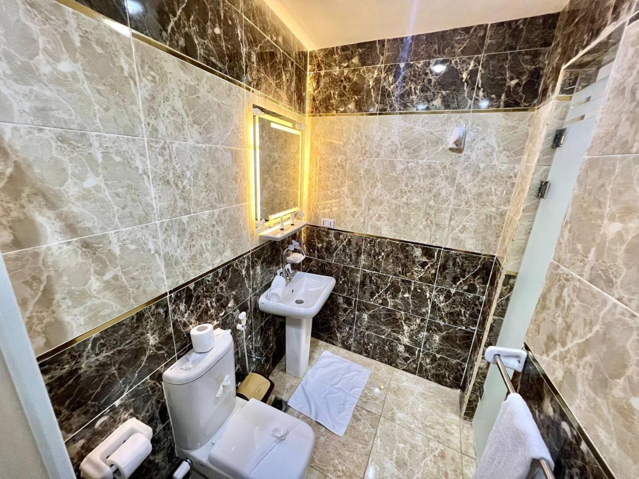 Elite Paradise Pyramids View - Photo 69