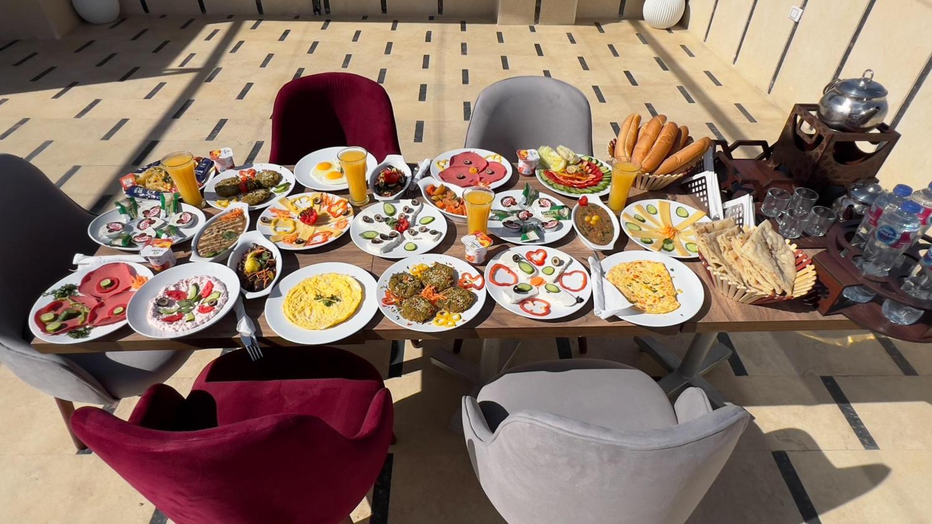 Elite Paradise Pyramids View - Photo 95