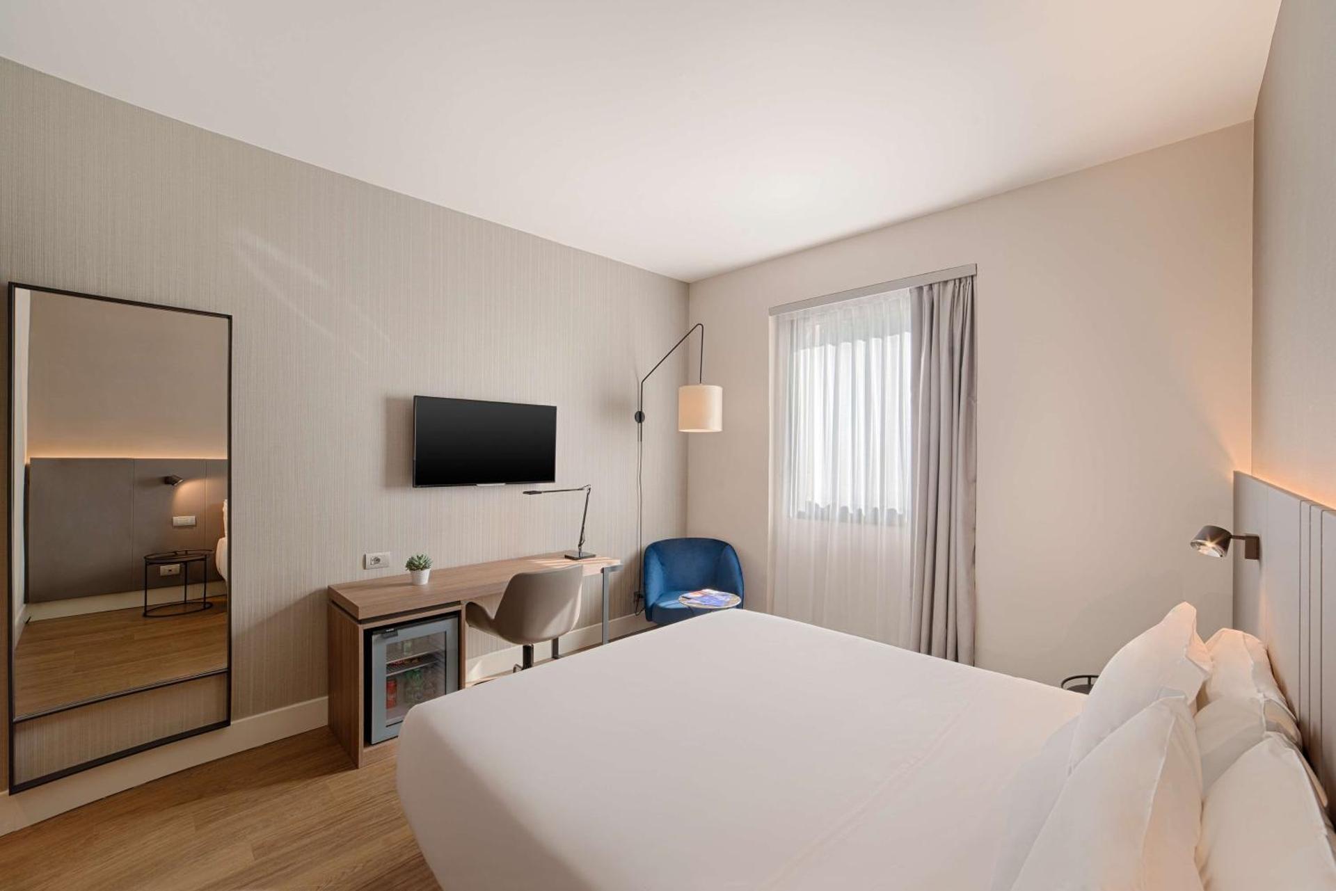 NH Palermo - Photo 12